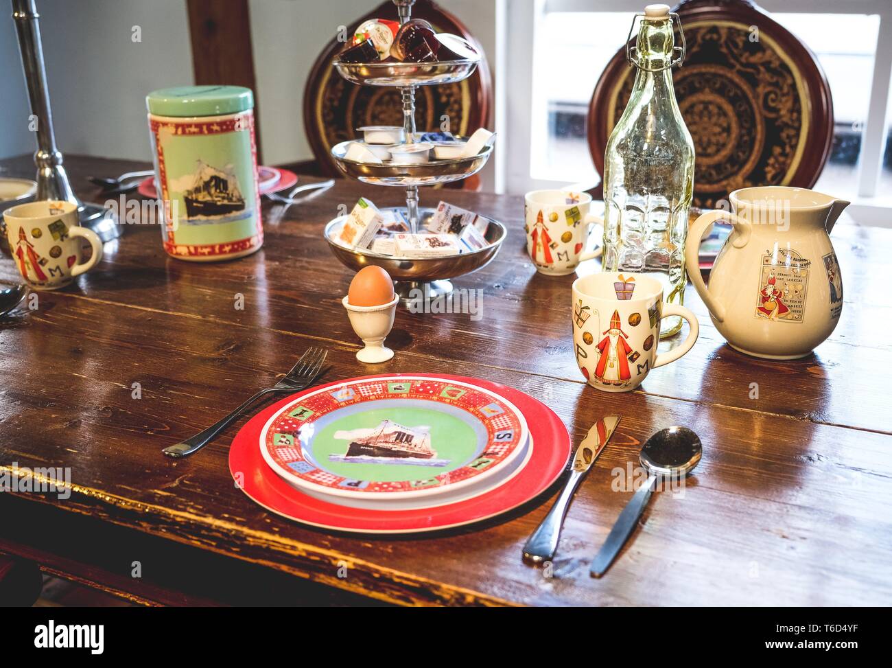 Cibo su una piastra Foto Stock