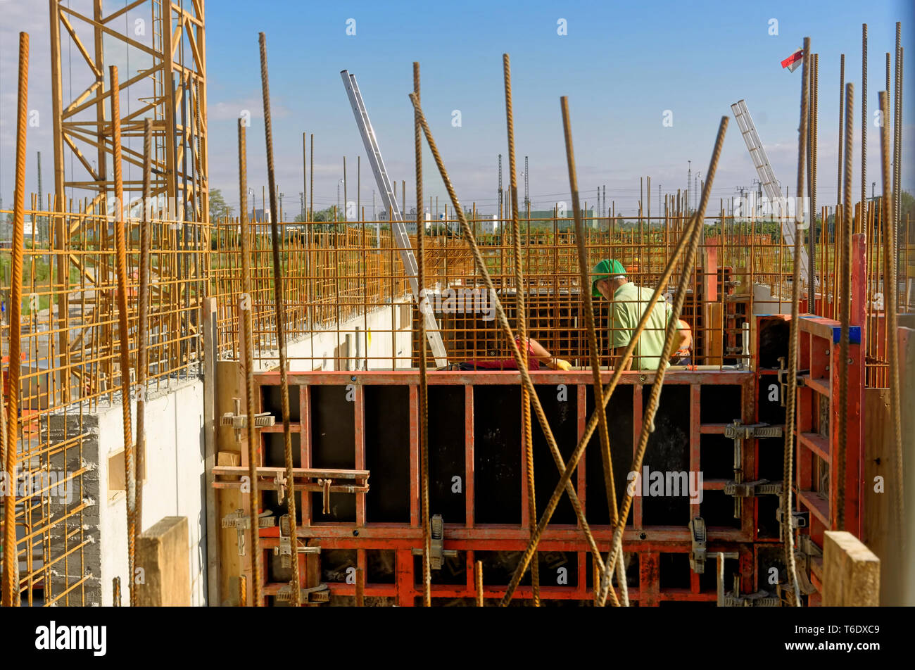 Edificio di appartamenti di nuova costruzione Foto Stock