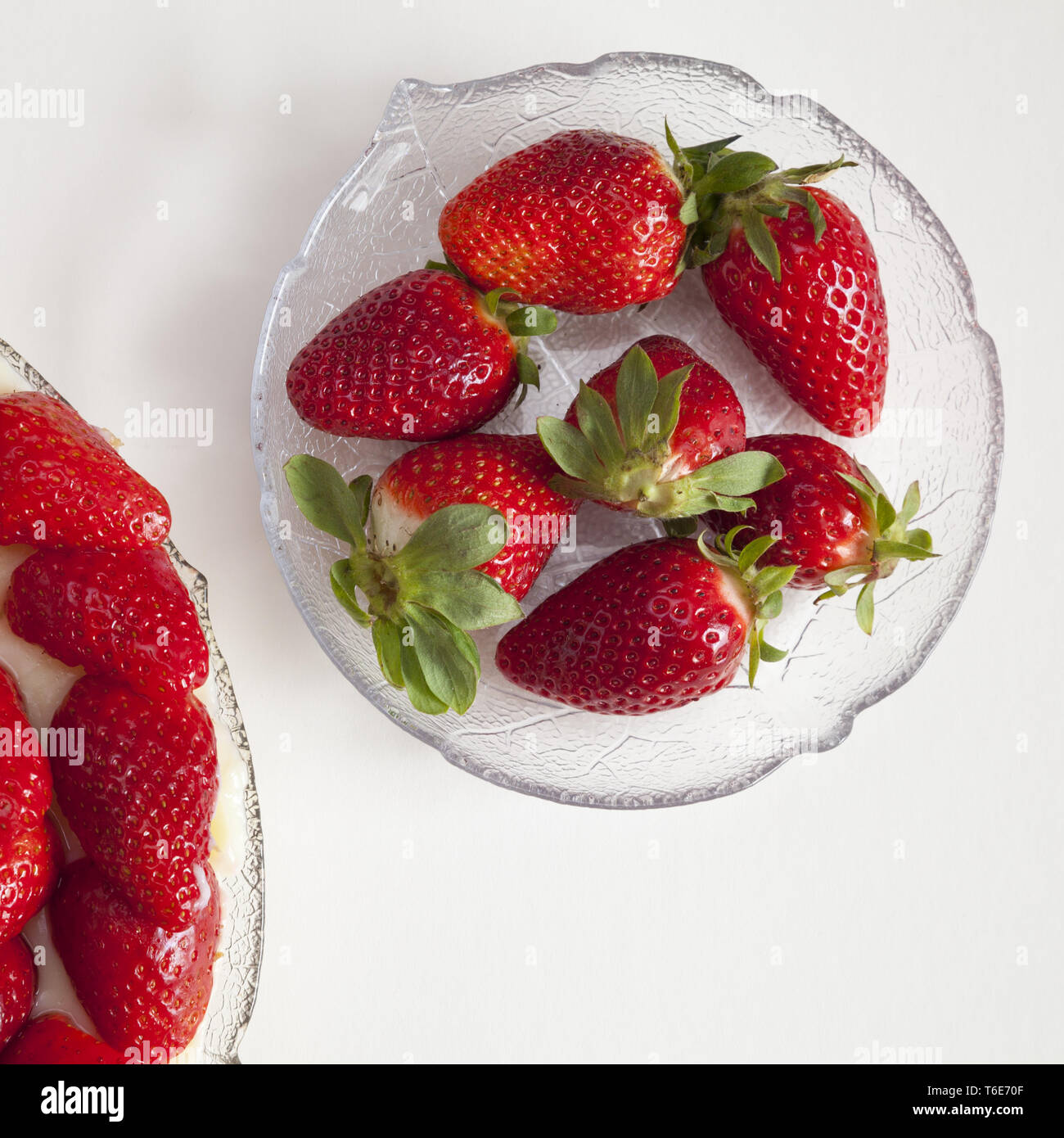 Ciotola con le fragole Foto Stock