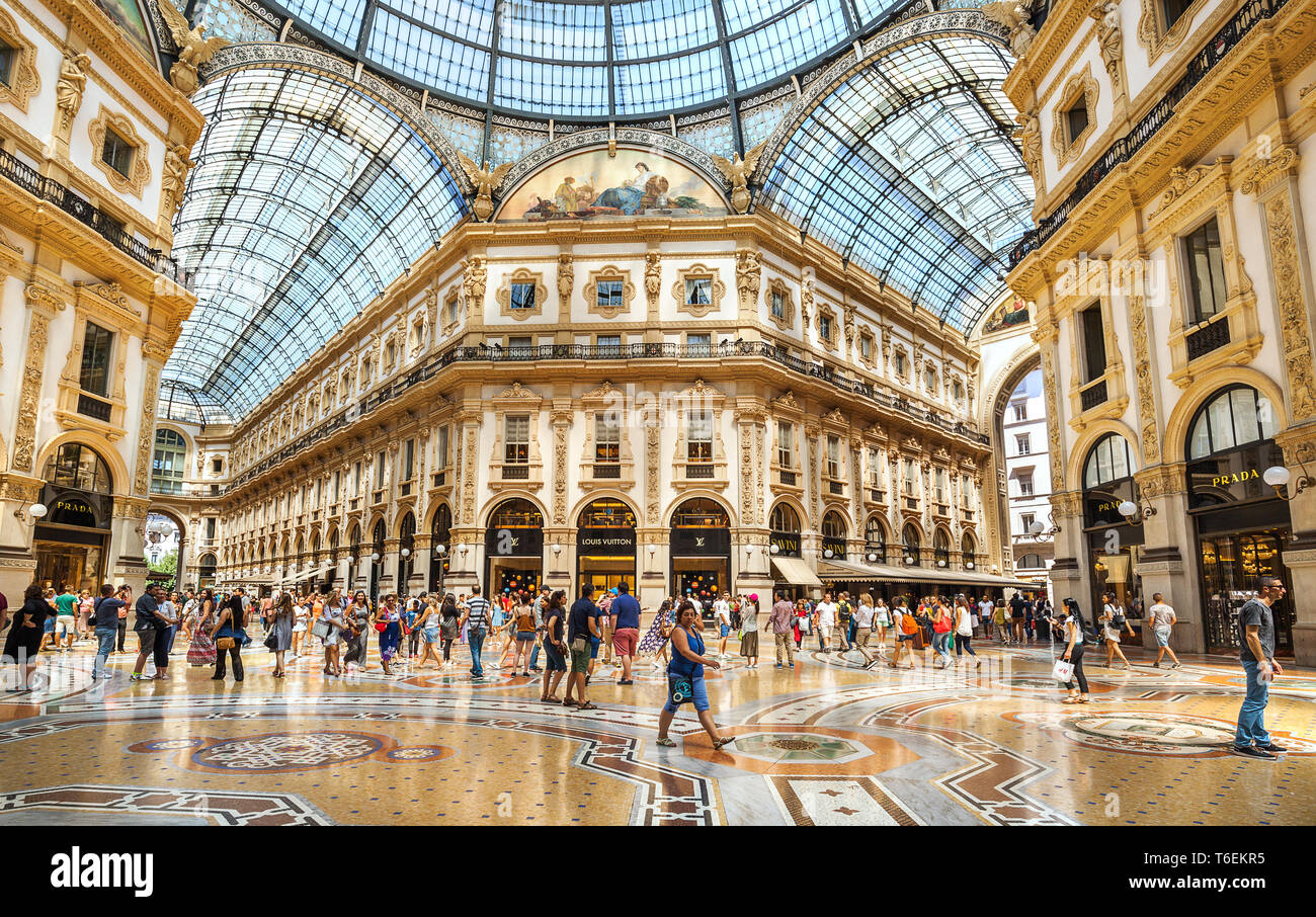 Shopping center Milano Foto Stock