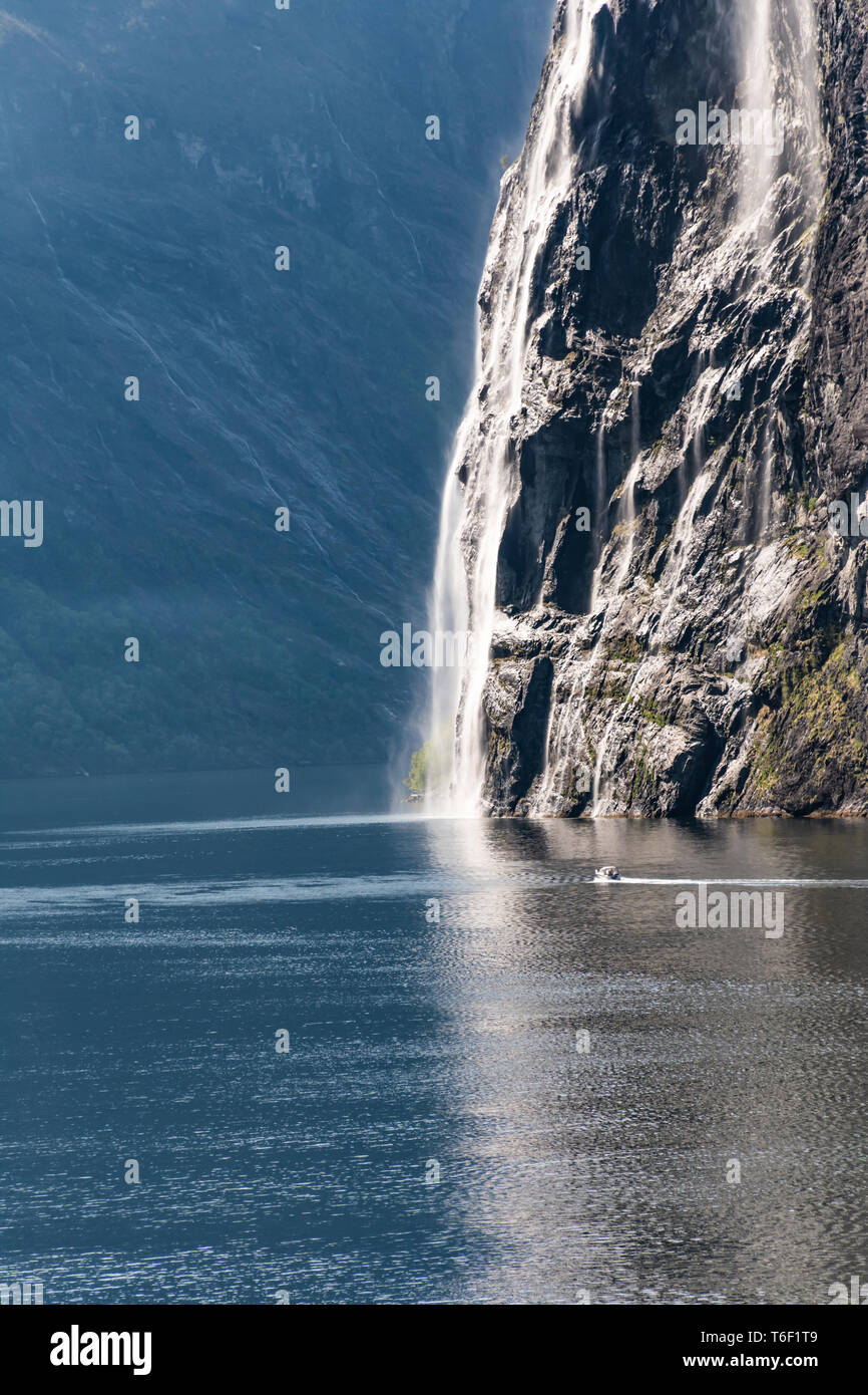 Norvegia - Geirangerfjord - il velo nuziale cascata Foto Stock