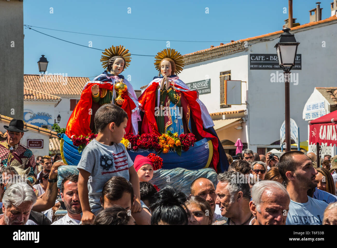 Due statue del Santo Maries Foto Stock