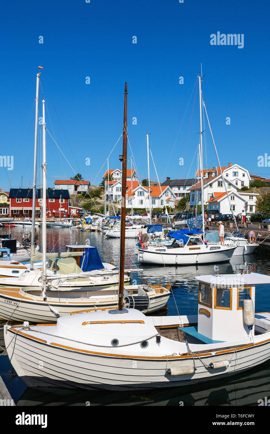 Porto di Mollosund sulla svedese costa ovest Foto Stock