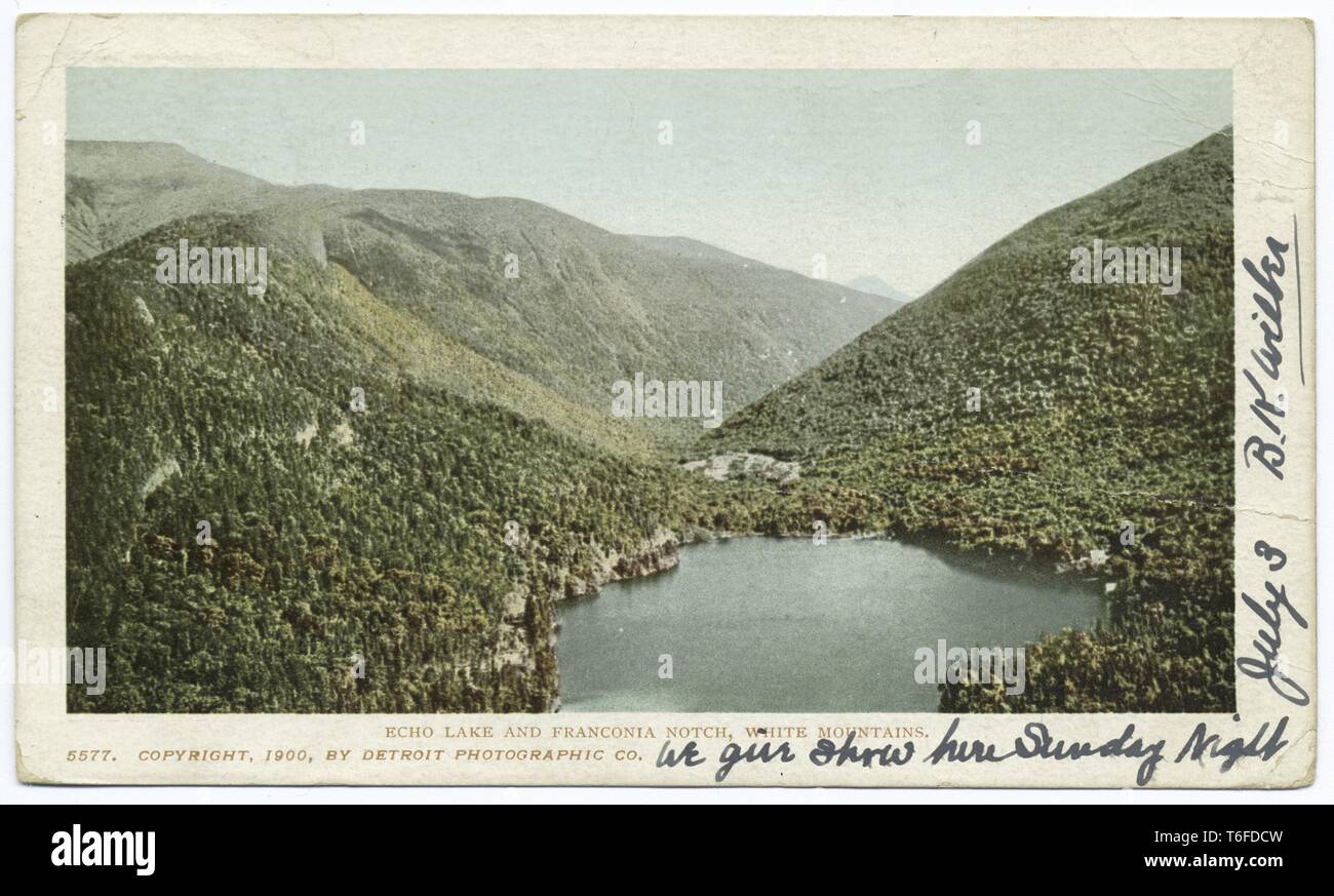 Detroit Publishing Company vintage riproduzione cartolina del Lago di Echo e Franconia Notch a White Mountains, New Hampshire, 1900. Dalla Biblioteca Pubblica di New York. () Foto Stock