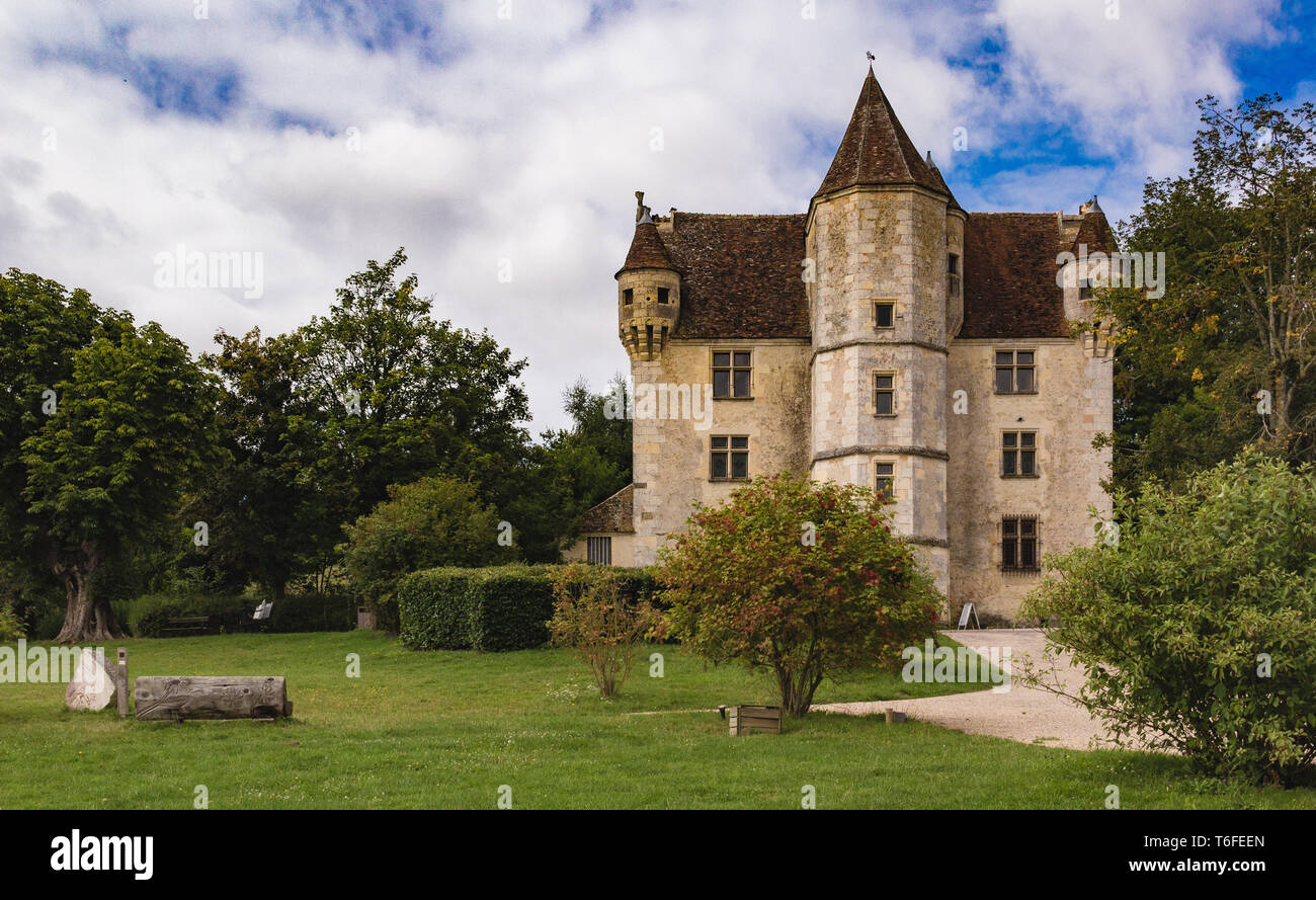 Castello in Francia rurale Foto Stock