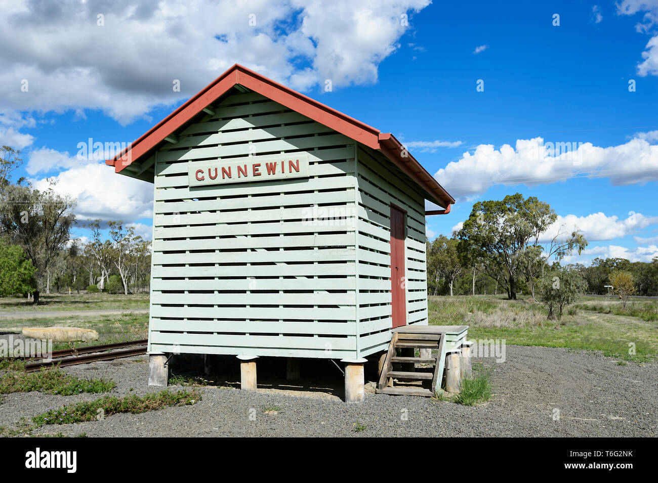 Il vecchio Gunnewin stazione ferroviaria è uno storico punto di interesse vicino a Injune, a sud-ovest del Queensland, QLD, Australia Foto Stock