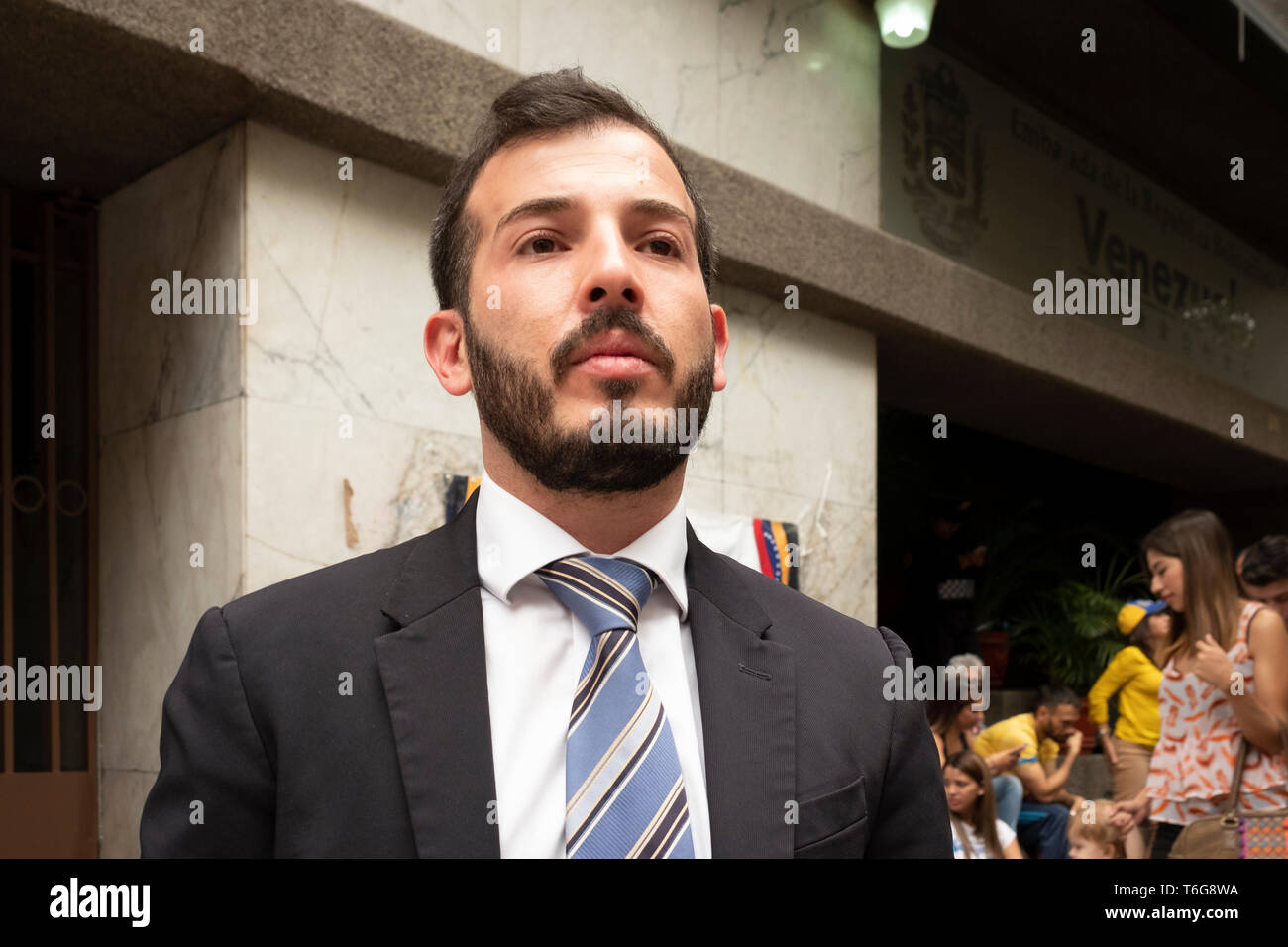 Il 30 aprile 2019, Messico, Mexko-Stadt: Reinaldo Diaz Ohep nel 2019, chi è chiamato dal neo nominato Presidente del Parlamento venezuelano, Juan Guaido, per unire il venezuelano strategia di liberazione. Guaido assume la presidenza di transizione della Repubblica del Venezuela dopo il mandato costituzionale. Da quel momento, Reinaldo Ohep Diaz è stato affidato il compito di rappresentare il Venezuela del governo ad interim in Messico, assumendo l impegno per soddisfare tutti il Messico di fattori politici fino al pieno riconoscimento del governo Guaido e di promuovere strategie diplomatiche che beneficiano le interessa Foto Stock
