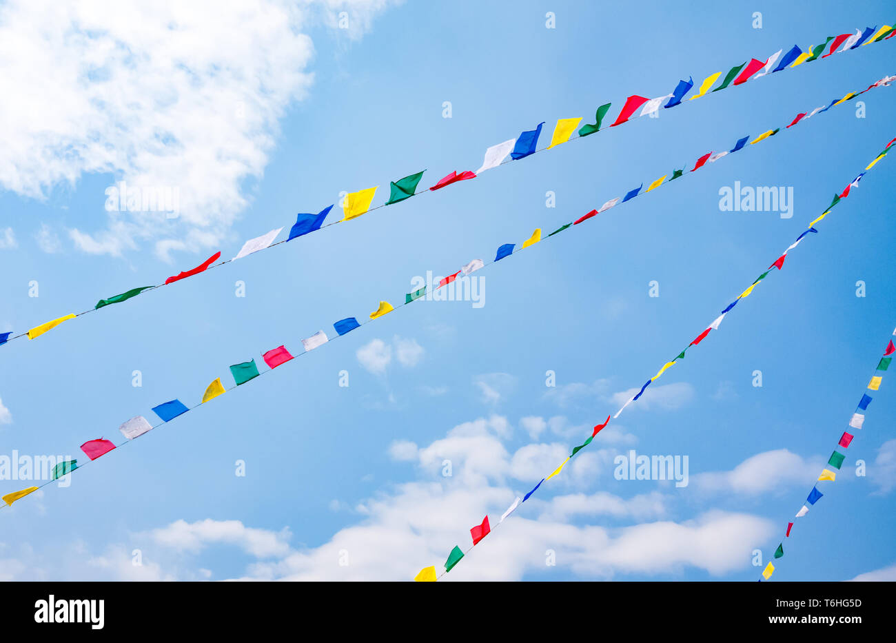 Preghiera colorati Bandiere sul cielo azzurro sfondo, Nepal Foto Stock