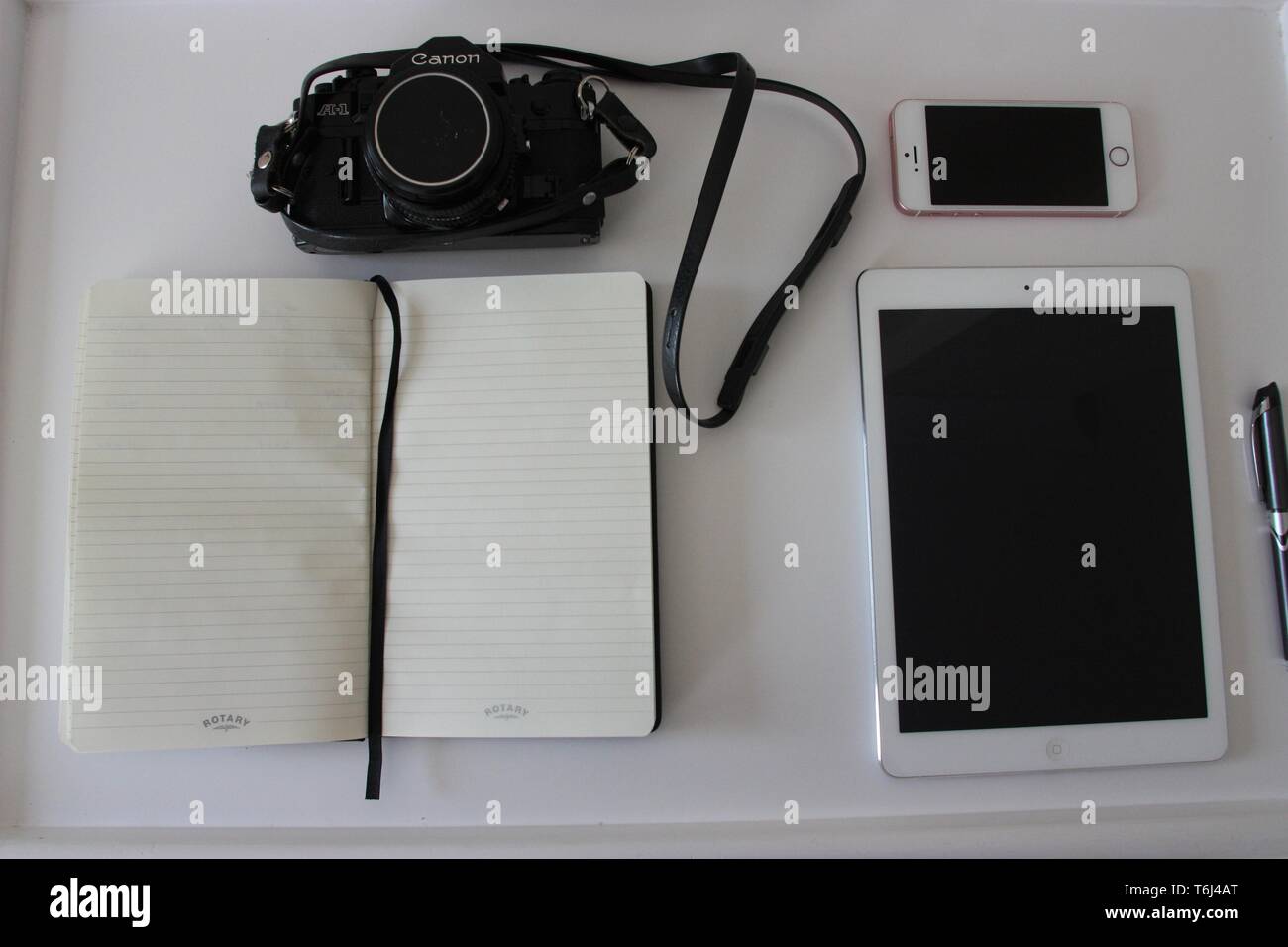 Dispositivi intelligenti da sopra Foto Stock