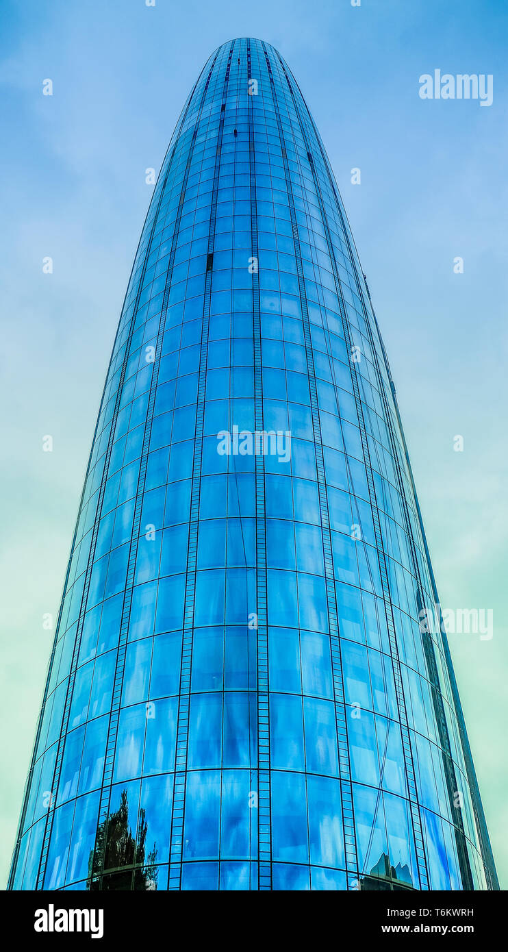 Londra, Regno Unito, Agosto 2018, un Blackfriars che costruisce una torre di vetro a 50 piani, nel tardo pomeriggio, gli usi includono appartamenti residenziali, un hotel, ed il commercio al dettaglio, Regno Unito Foto Stock