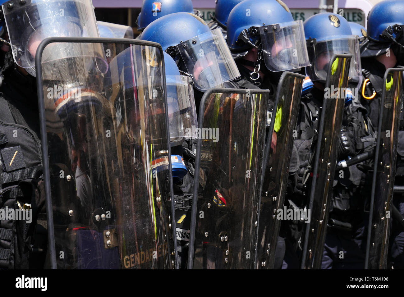 Giacche gialle e sindacalisti può partecipare può giorno marzo a Lione , Francia Foto Stock