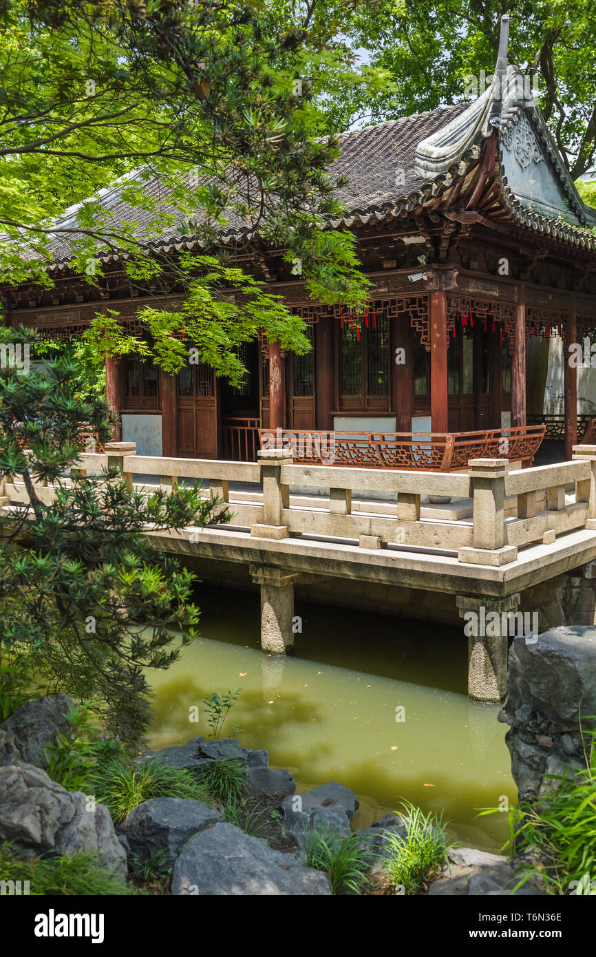 Il Giardino di Yuyuan (giardino di felicità) nel centro di Shanghai in Cina Foto Stock
