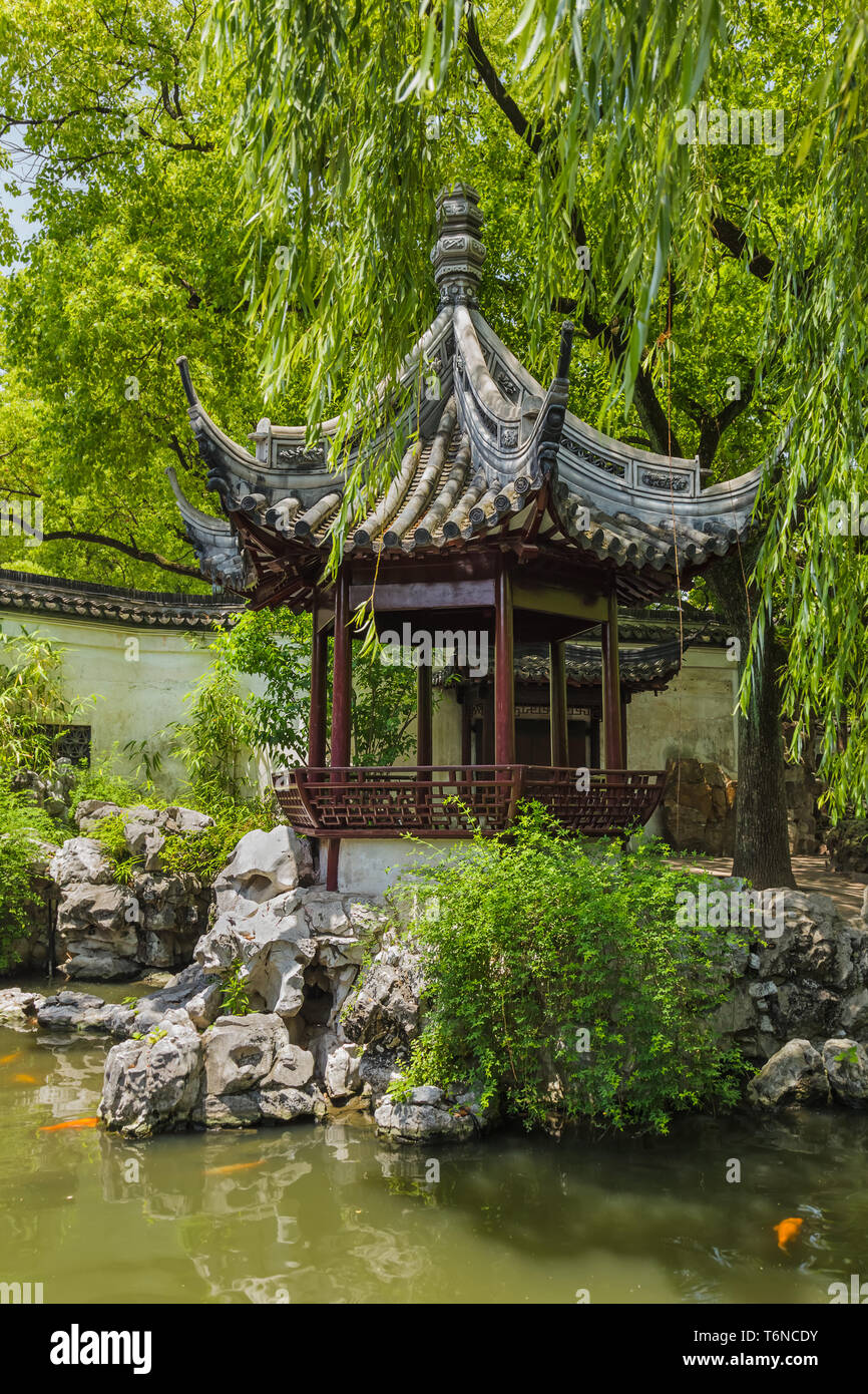 Il Giardino di Yuyuan (giardino di felicità) nel centro di Shanghai in Cina Foto Stock