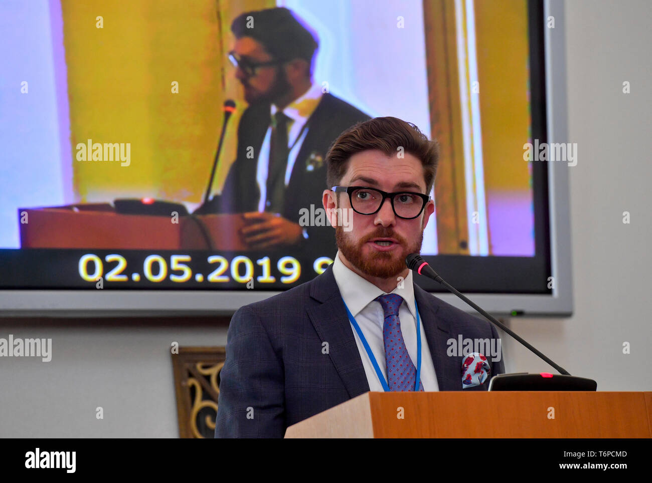 Praga, Repubblica Ceca. 02Maggio, 2019. GREGORY MILLER, primo Assistente Segretario al Dipartimento australiano degli Affari Interni parla durante il giorno finale della due giorni di conferenza internazionale di rappresentanti di più di trenta paesi e la NATO sulle fasi comuni nella fornitura di cyber security a Praga Repubblica Ceca, 2 maggio 2019. Secondo la media, i rappresentanti degli Stati Uniti desidera chiamare per la restrizione di influenza della Cina e Huawei ferma sullo sviluppo del 5G reti mobili. Credito: Vit Simanek/CTK foto/Alamy Live News Foto Stock