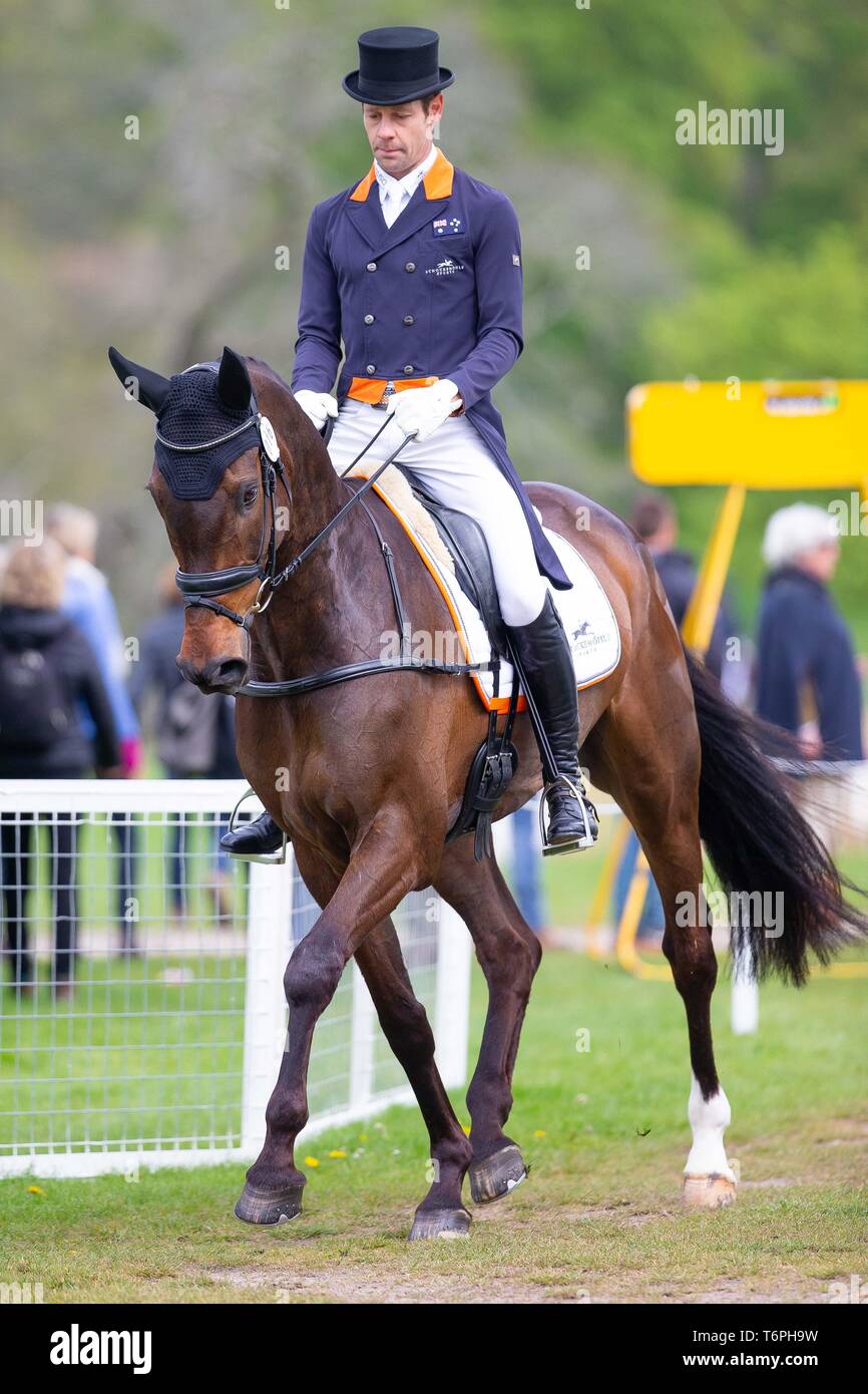 Badminton, UK. Il 2 maggio 2019. Christopher Burton. AUS. Graf Liberty. Punteggio ottenuto 27.7. Dressage. Mitsubishi Motors Badminton Horse Trials. Rolex Grand Slam evento. Horse Trials. Eventing. Badminton. Gloucestershire. Regno Unito. GBR. 02/05/2019. Credito: Sport In immagini/Alamy Live News Foto Stock