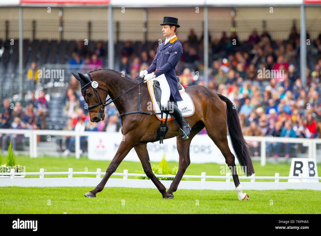 Badminton, UK. Il 2 maggio 2019. Christopher Burton. AUS. Graf Liberty. Punteggio ottenuto 27.7. Dressage. Mitsubishi Motors Badminton Horse Trials. Rolex Grand Slam evento. Horse Trials. Eventing. Badminton. Gloucestershire. Regno Unito. GBR. 02/05/2019. Credito: Sport In immagini/Alamy Live News Foto Stock