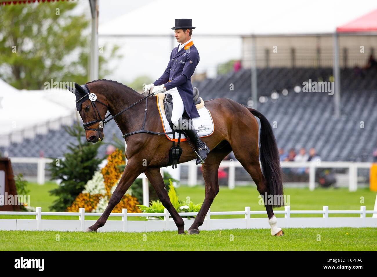 Badminton, UK. Il 2 maggio 2019. Christopher Burton. AUS. Graf Liberty. Punteggio ottenuto 27.7. Dressage. Mitsubishi Motors Badminton Horse Trials. Rolex Grand Slam evento. Horse Trials. Eventing. Badminton. Gloucestershire. Regno Unito. GBR. 02/05/2019. Credito: Sport In immagini/Alamy Live News Foto Stock