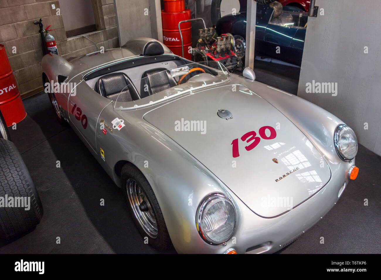 1953 550 Porsche Spyder, Tedesco vintage racing auto sportiva a Autoworld, classic automobile museum a Bruxelles, in Belgio Foto Stock