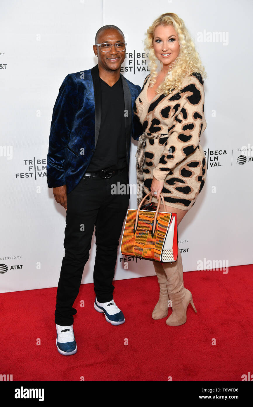 Tommy Davidson e Amanda Davidson frequentare il Tribeca TV 'In Living Colour' XXV anniversario la riunione durante il 2019 Tribeca Film Festival a molla St Foto Stock