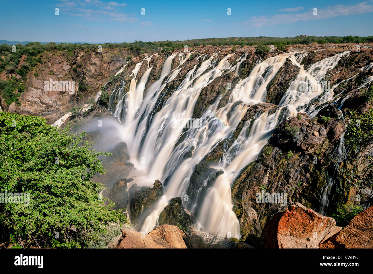 Ruacana Falls in Namibia settentrionale, Africa deserto Foto Stock