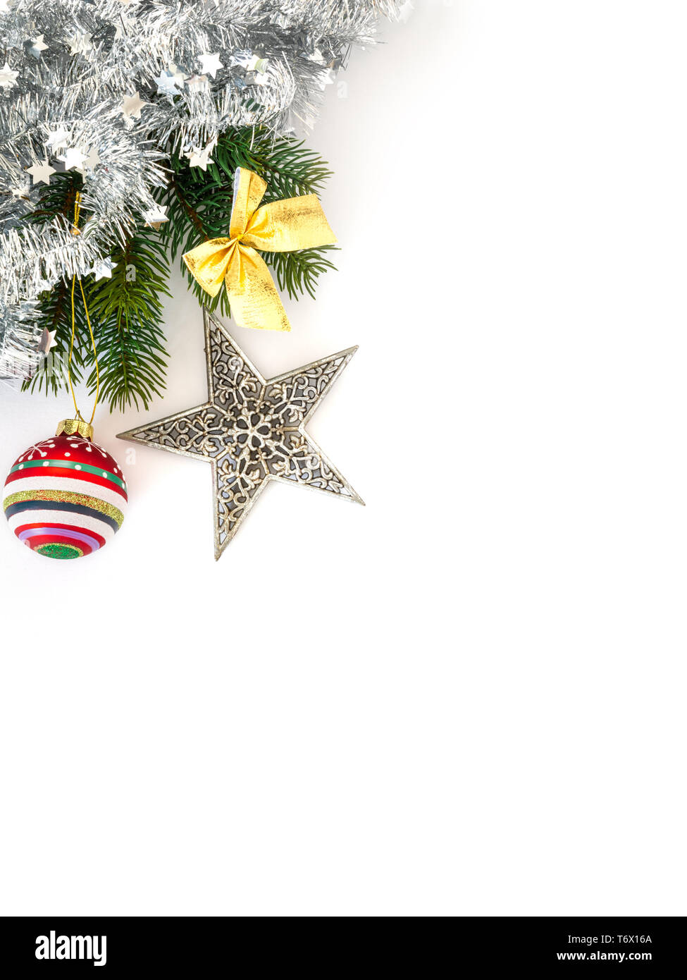 Decorazione di natale su sfondo bianco Foto Stock