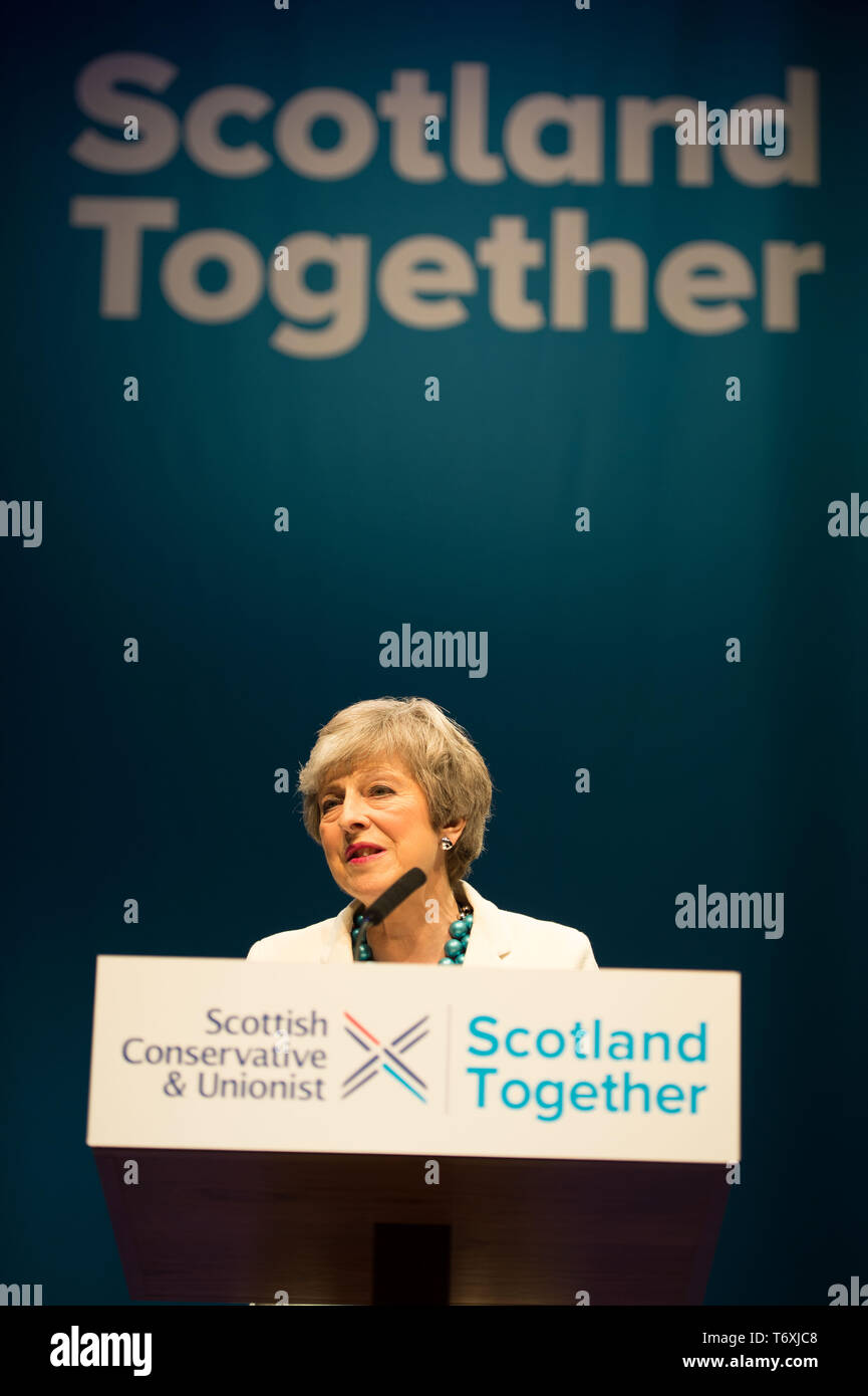 Aberdeen, Regno Unito. Il 3 maggio 2019. Il primo ministro, Theresa Maggio, offre il suo discorso l'indirizzo per conferenza. Credito: Colin Fisher/Alamy Live News Foto Stock