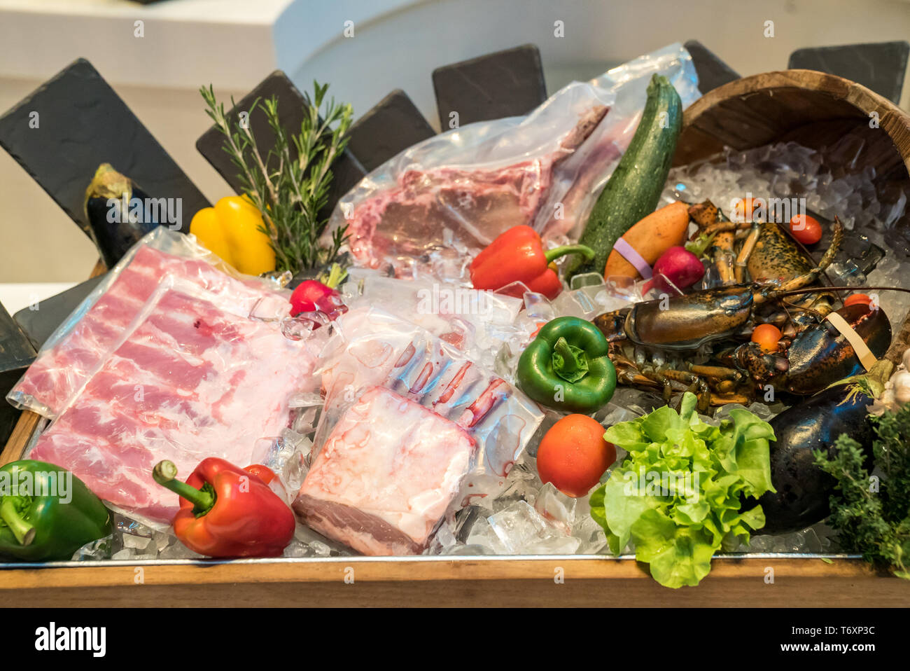 Fresh Surf and Turf Foto Stock