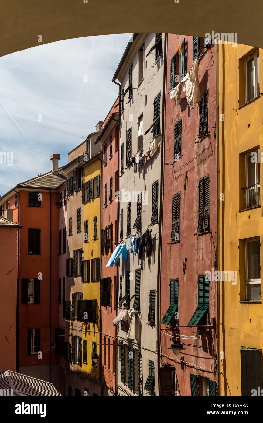 Strada in una città del mediterraneo Foto Stock