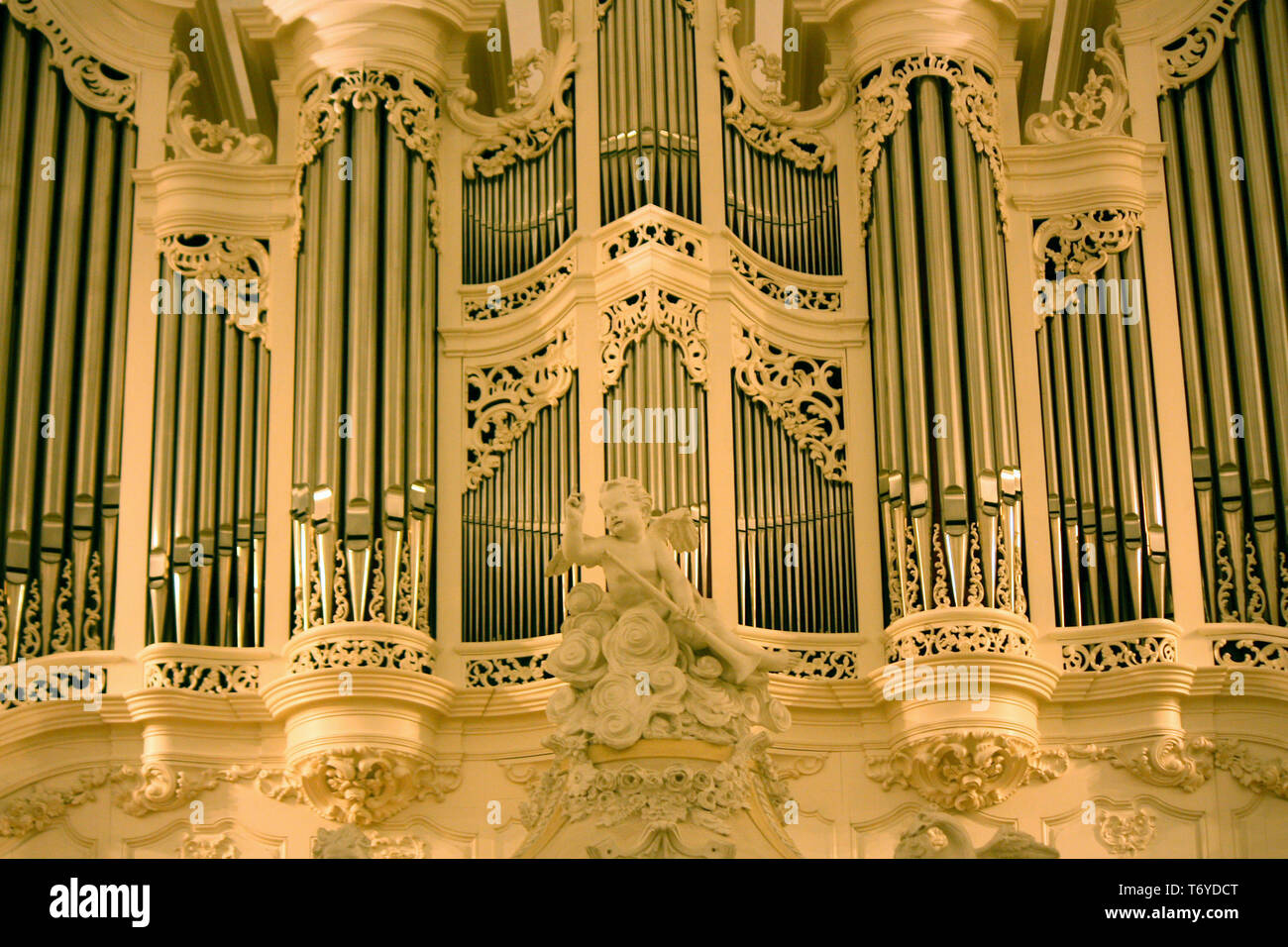 Organo, Ludwigskirche di Saarbruecken, Germania Foto Stock