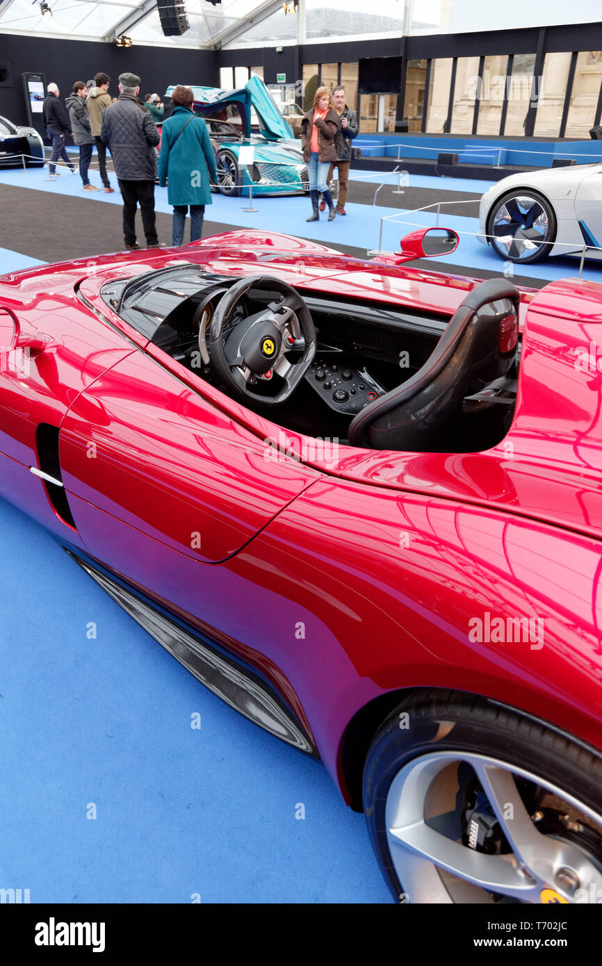 Parigi, Francia. 31 gennaio, 2019. A Monza la Ferrari SP1 prototipo al 34th International Automobile Festival.Credit:Veronique Phitoussi/Alamy Stock Photo Foto Stock