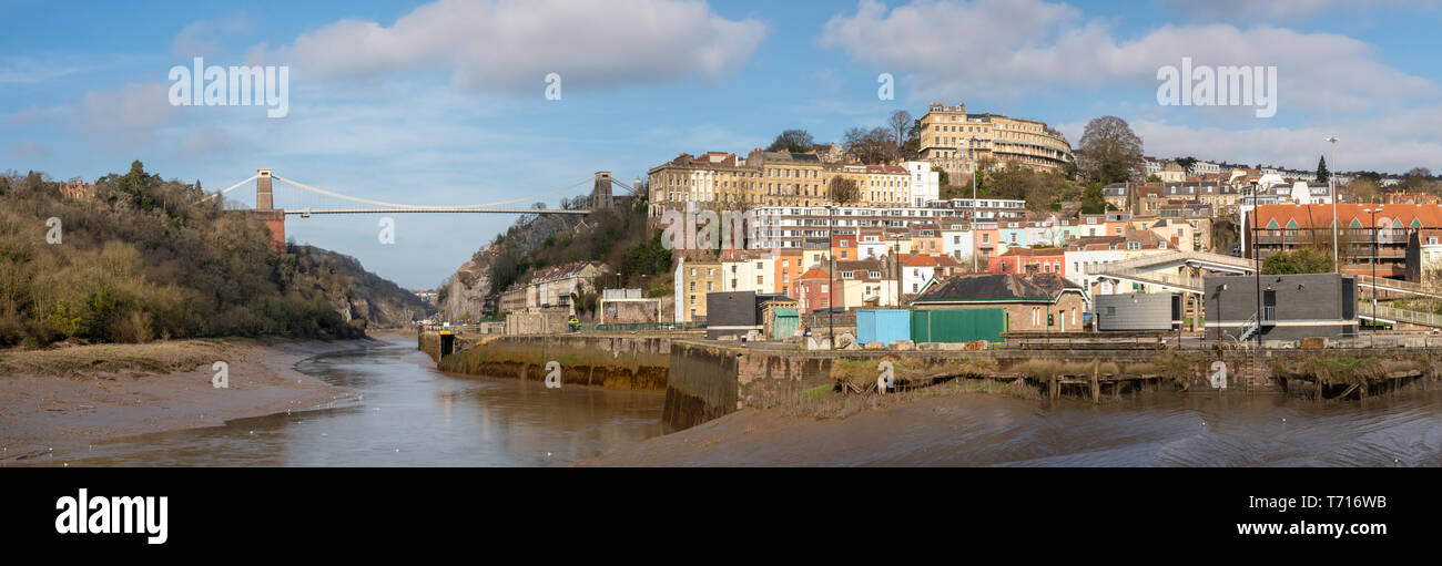 Vista panoramica del Ponte sospeso di Clifton e la zona di Clifton, a Bristol, Regno Unito Foto Stock