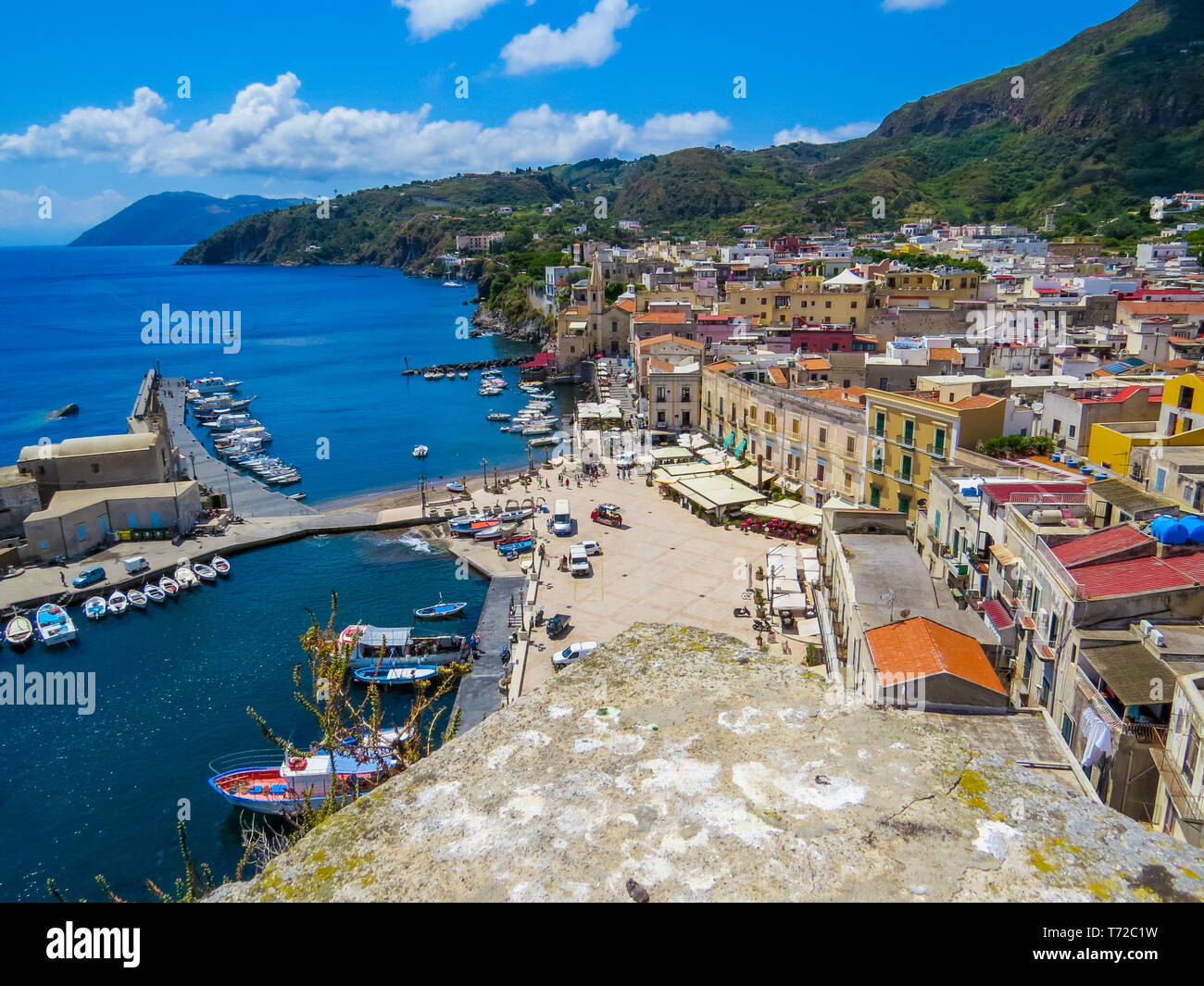 Vista aerea di Lipari, Isole Eolie, Italia Foto Stock