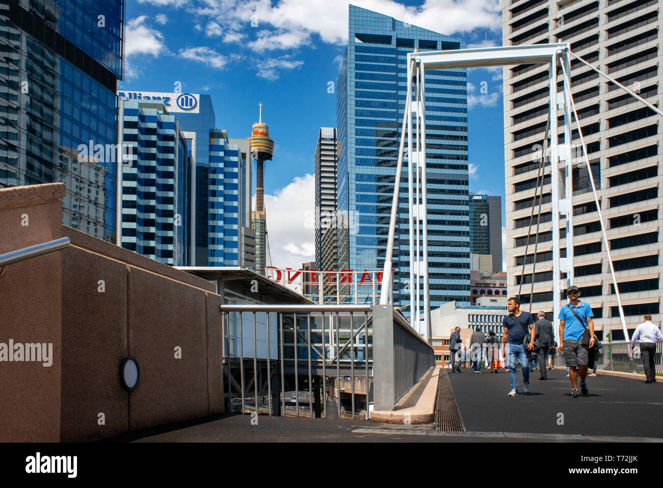 La Torre di Sydney occhio nel centro cittadino di Sydney Nuovo Galles del Sud Australia. Foto scattata da Darling Harbour, Sydney, Nuovo Galles del Sud, Australia Foto Stock