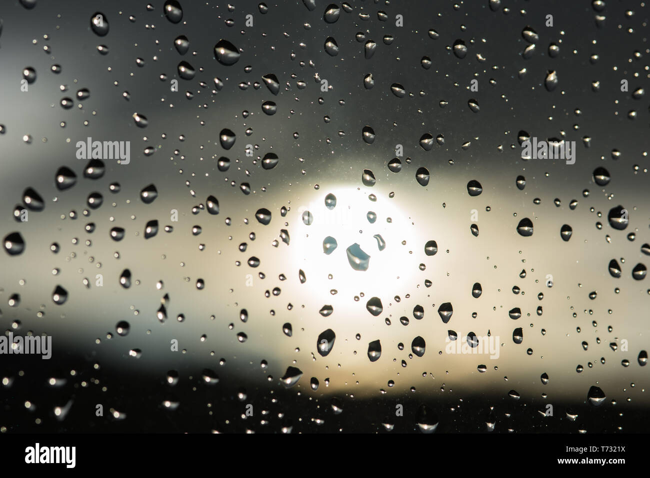 Goccia di acqua sulla finestra Foto Stock