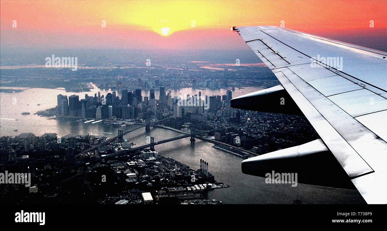 Una vista di Manhattan a partire da un piano preparando ad atterrare all'Aeroporto Internazionale La Guardia nel Queens, a New York. Foto Stock