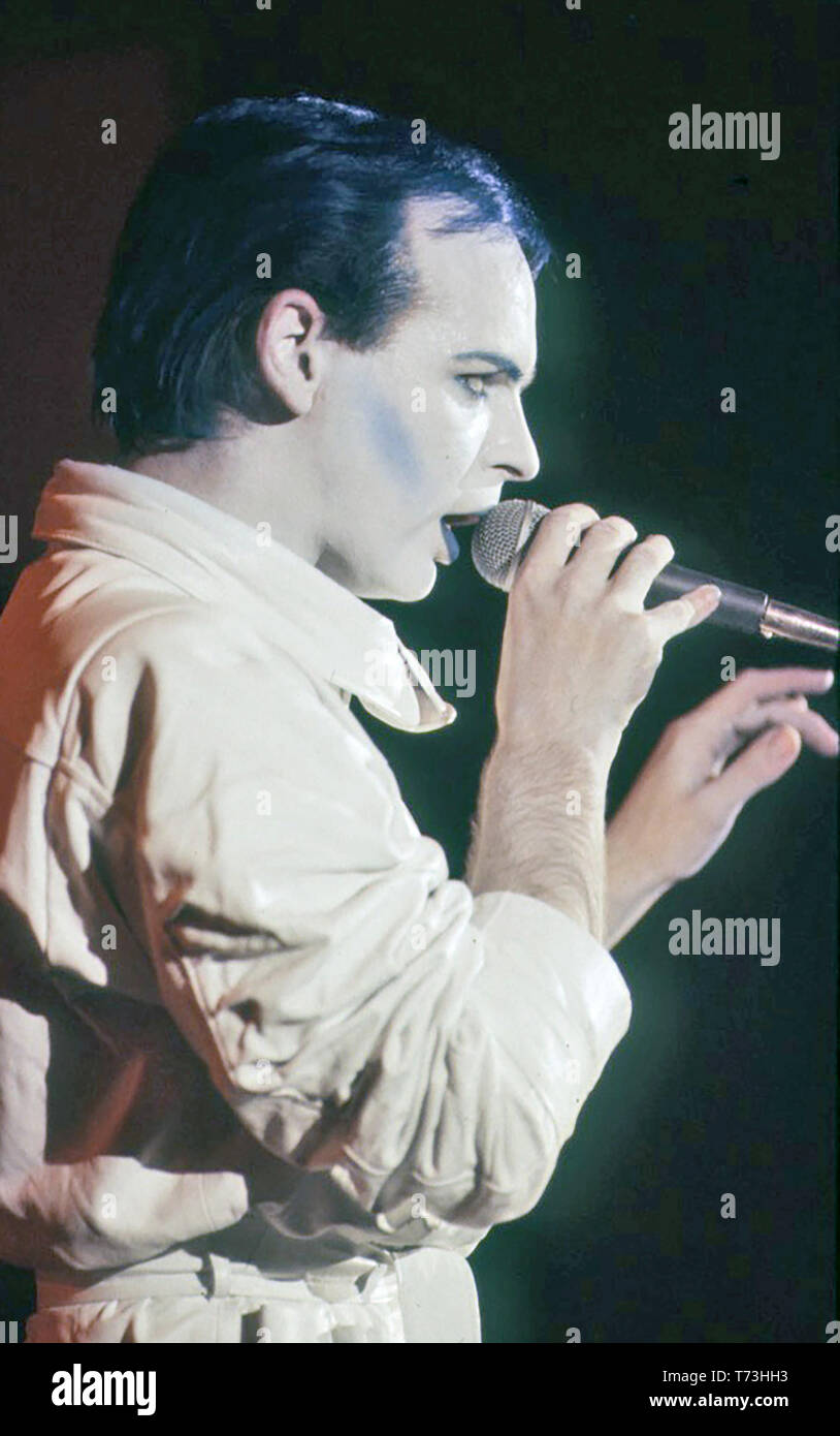 GARY NUMAN pop inglese musicista circa 1980 Foto Stock