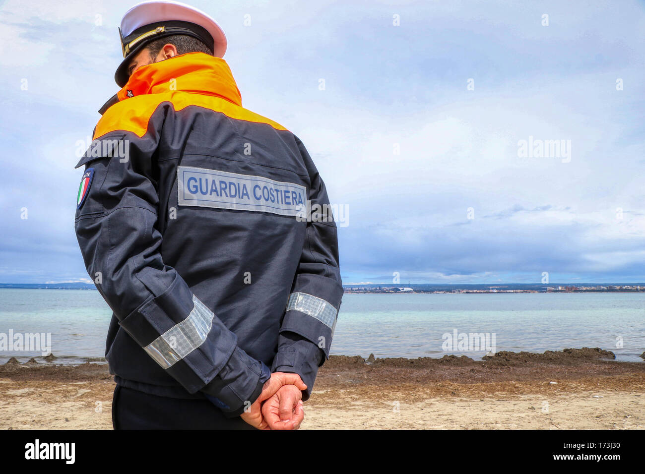 Marina Militare Italiana Guardia Costiera Sulla Spiaggia