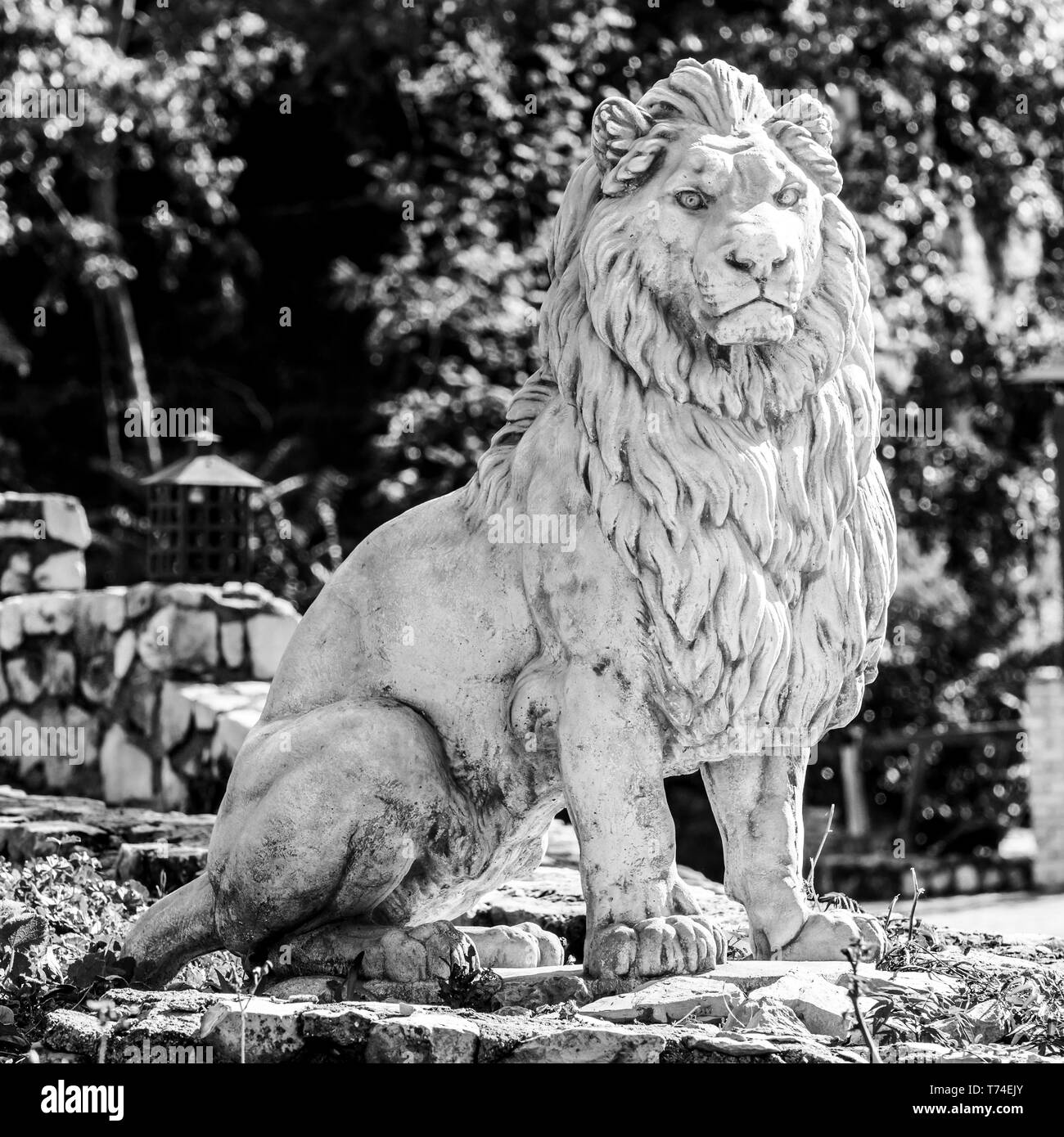Scultura di un leone; La Iruela, Provincia di Jaen, Spagna Foto Stock