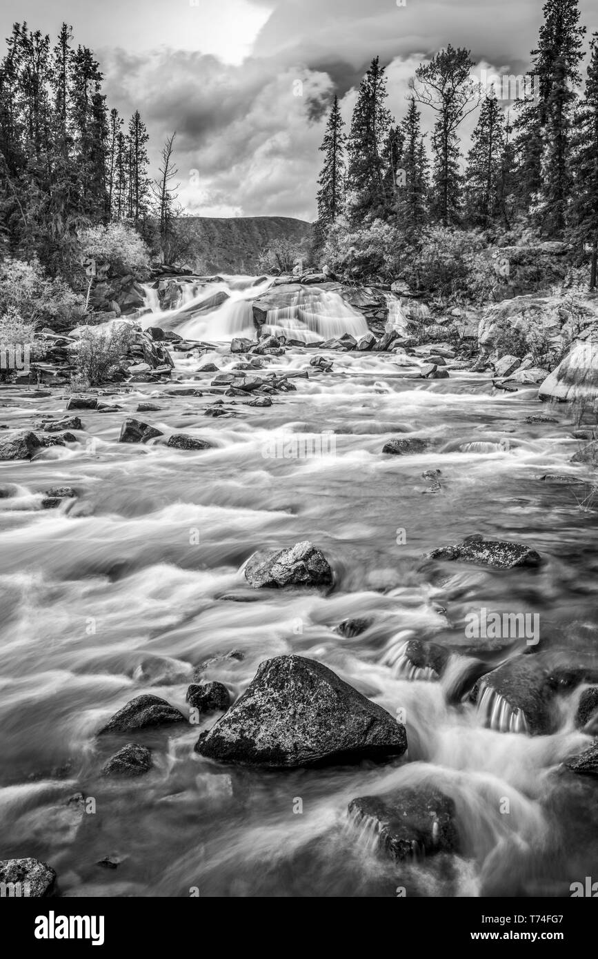 Otter Falls, immagine dal territorio dello Yukon sull'originale Canadian Dollar bill; Yukon, Canada Foto Stock