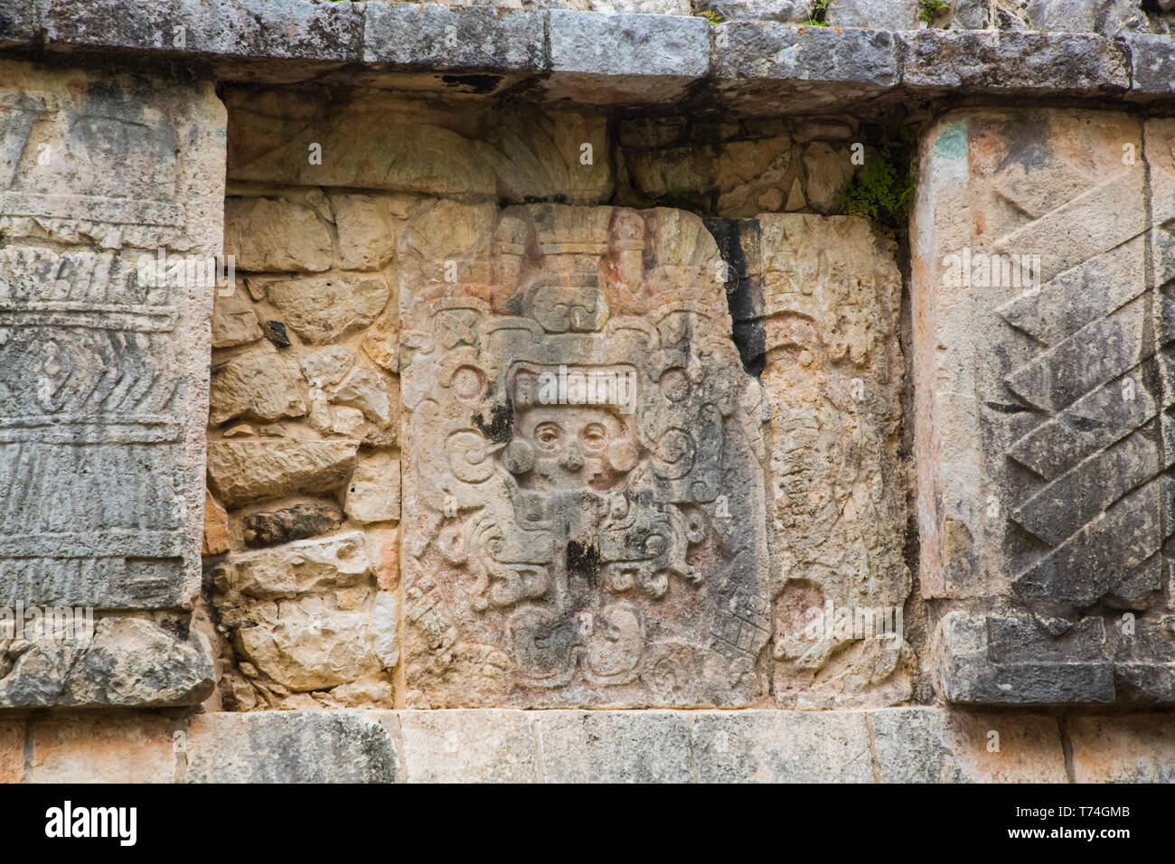 Sculture, piattaforma di Venere, Chichen Itza, Sito Patrimonio Mondiale dell'UNESCO; Yucatan, Messico Foto Stock