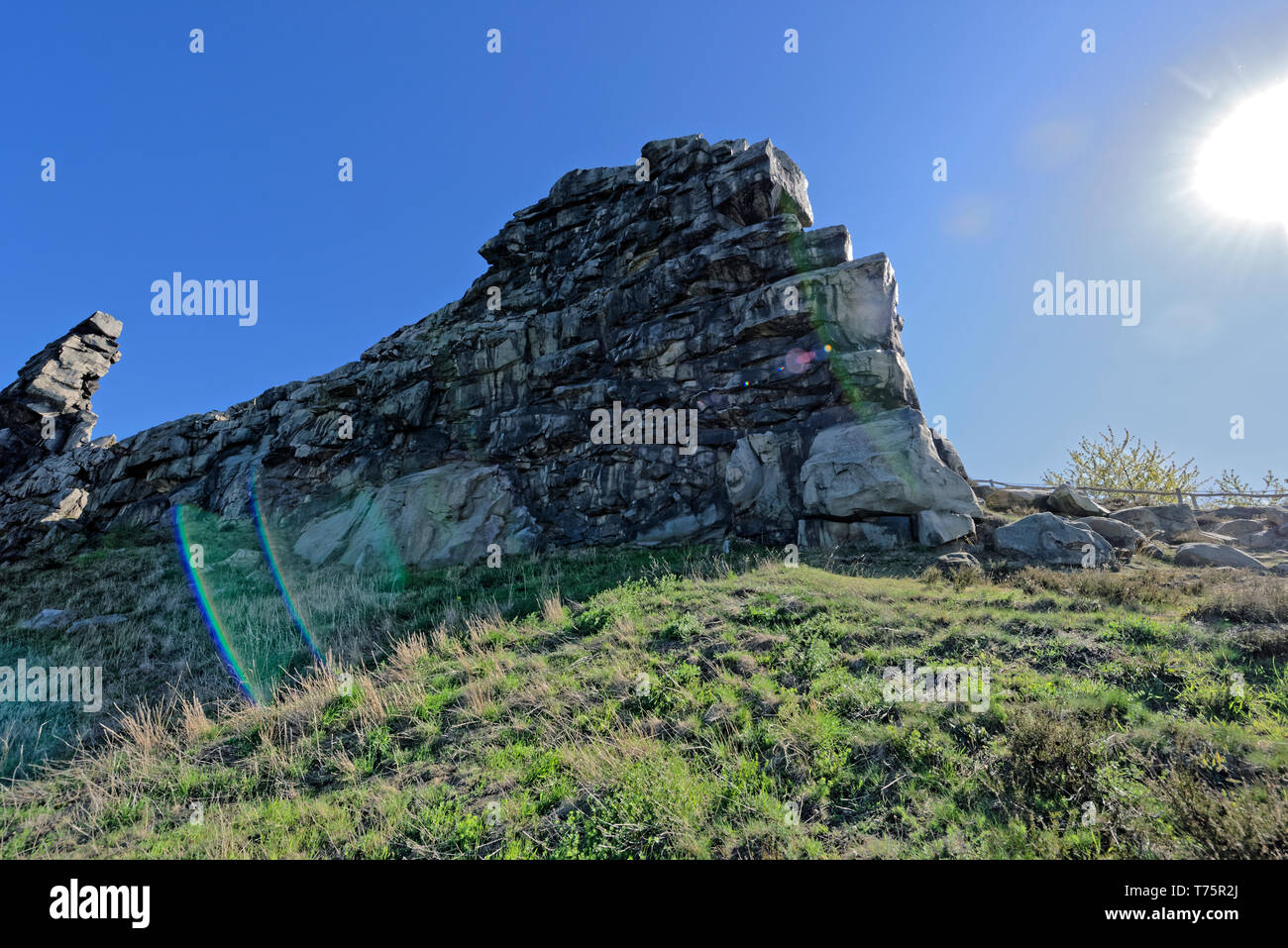 Der Teufelsmauerstieg zwischen Blankenburg und Ballenstedt. Foto Stock