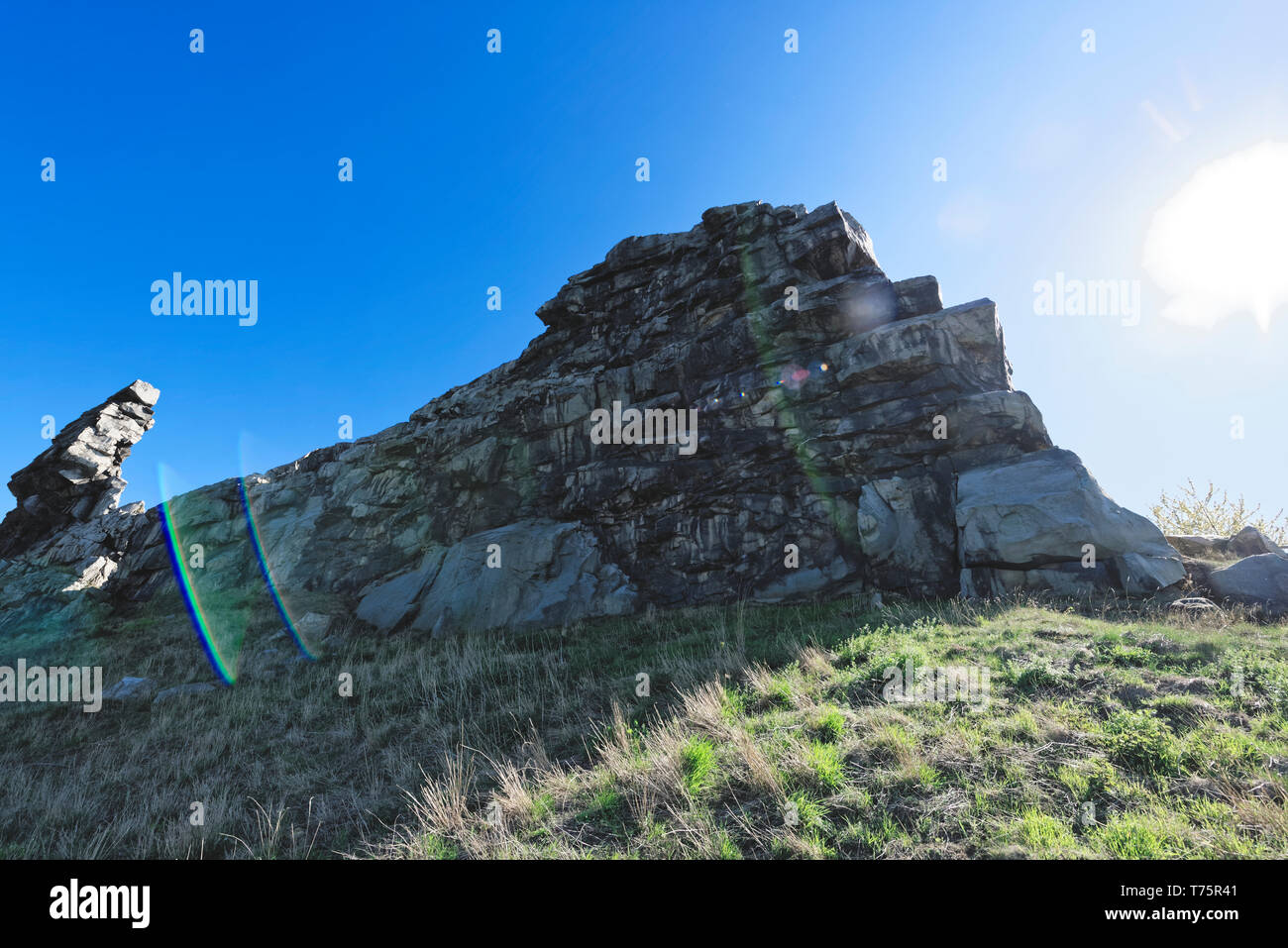 Der Teufelsmauerstieg zwischen Blankenburg und Ballenstedt. Foto Stock