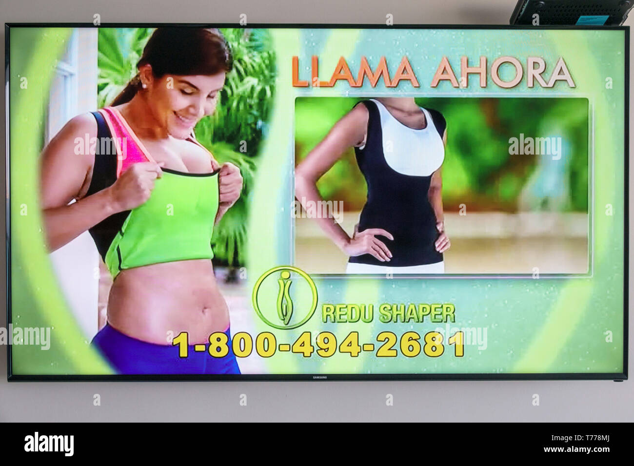 Cartagena Colombia, TV schermo piatto schermo piatto, pubblicità pubblicitaria annuncio pubblicitario, biancheria intima cintura shapewear, immagine del corpo, Hispan Foto Stock