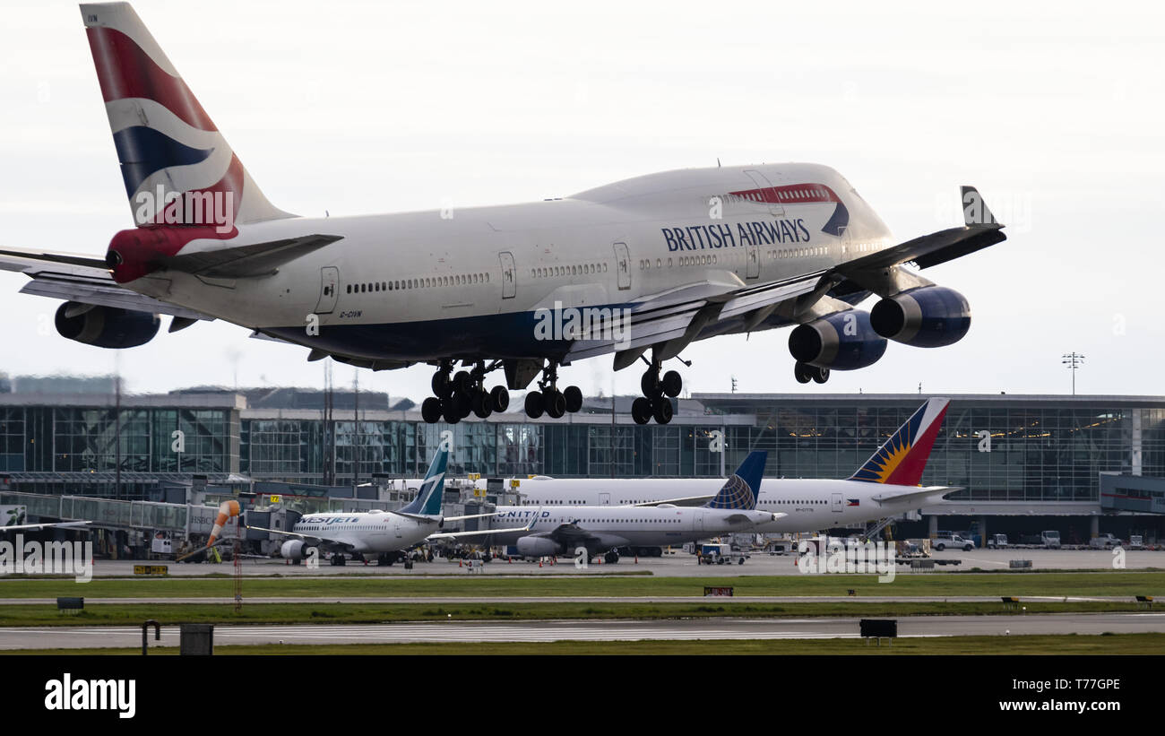 Richmond, British Columbia, Canada. Il 3 maggio, 2019. Un British Airways Boeing 747-400 (G-CIVN) wide-body jetliner atterra all'Aeroporto Internazionale di Vancouver. Credito: Bayne Stanley/ZUMA filo/Alamy Live News Foto Stock