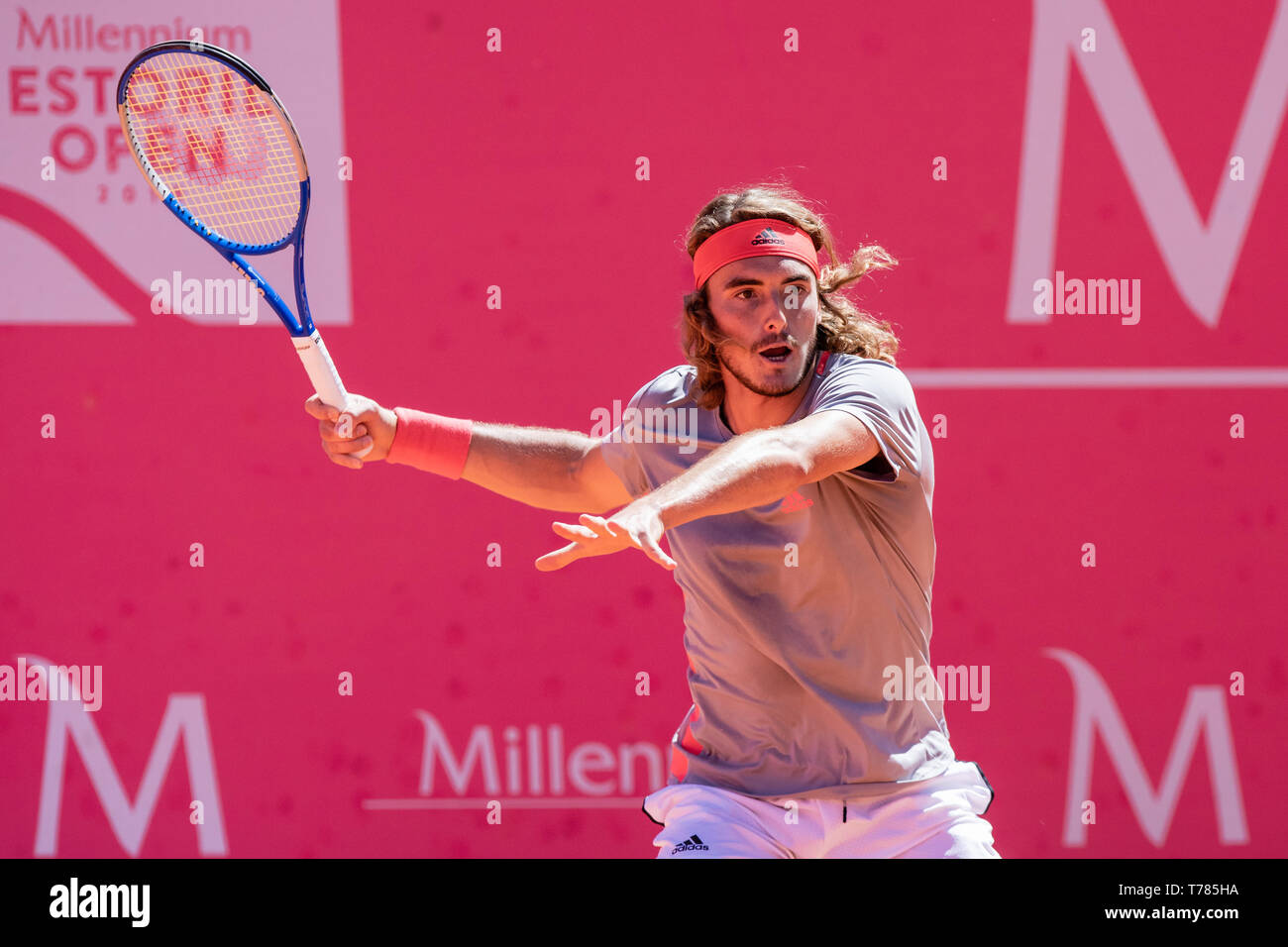 Stefanos Tsitsipas (GRE) al Millennium Estoril Open 2019, Portogallo, 4 maggio 2019 Foto Stock