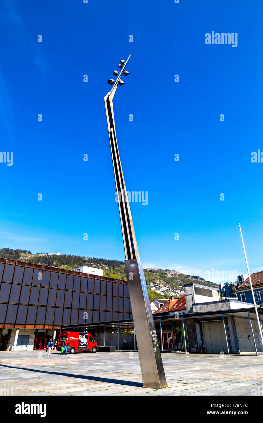 Esterno del alla Sala Grieg, Edvard Griegs' Square, Bergen, Norvegia Foto Stock