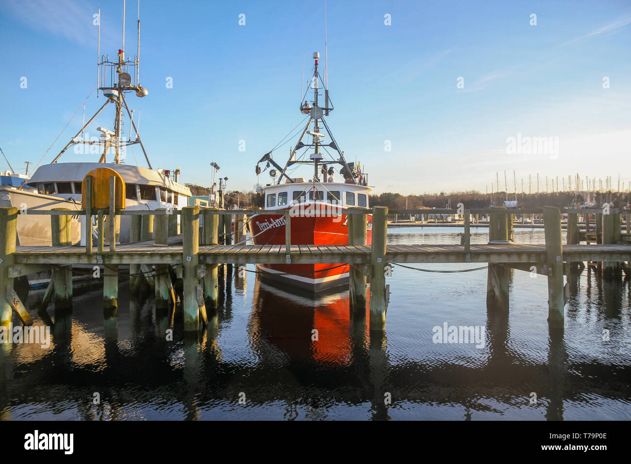 Barche ormeggiate al porto di sandwich, Sandwich, Massachusetts, Stati Uniti Foto Stock