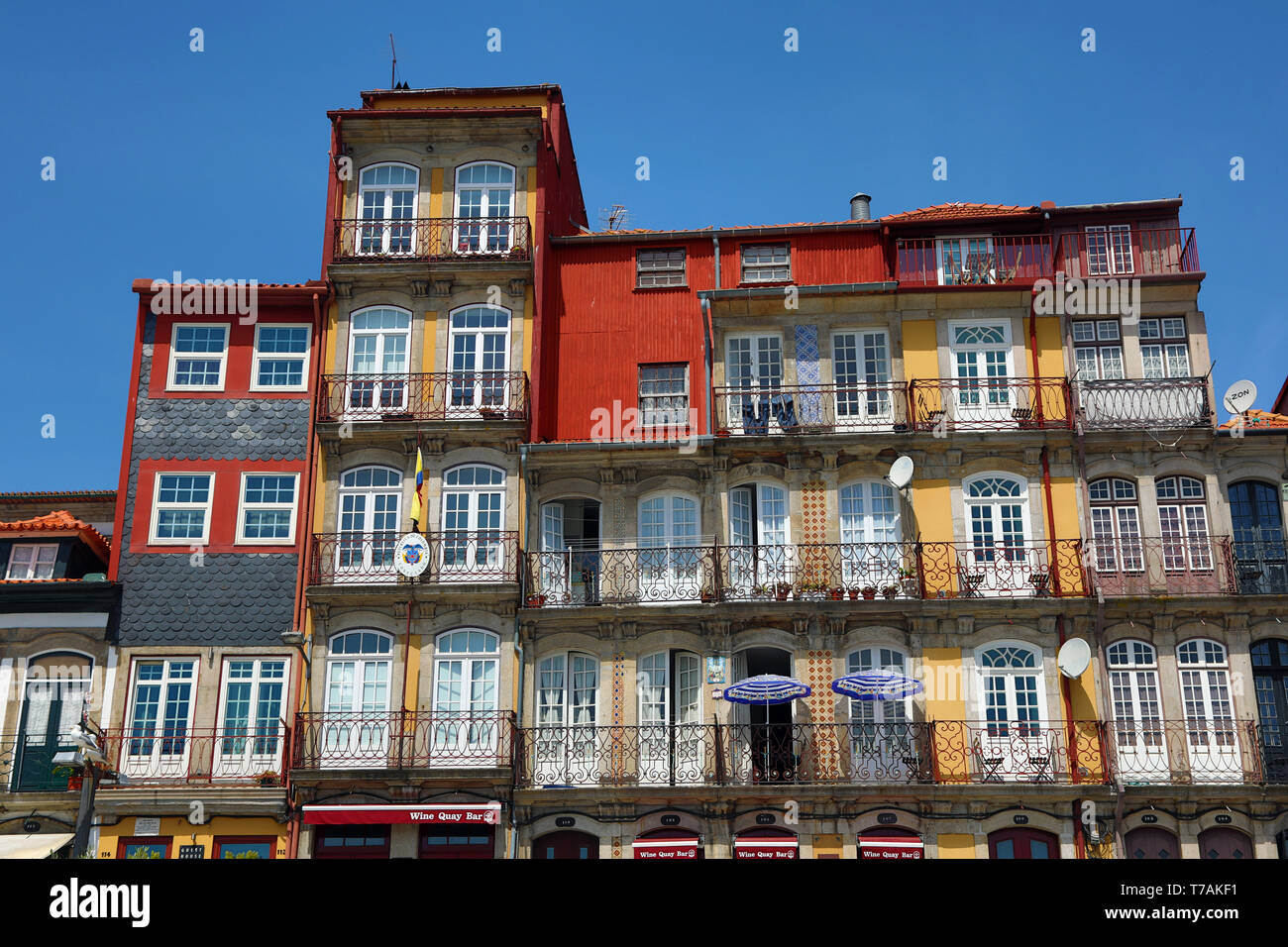 Edifici tradizionali e case a Porto, Portogallo Foto Stock