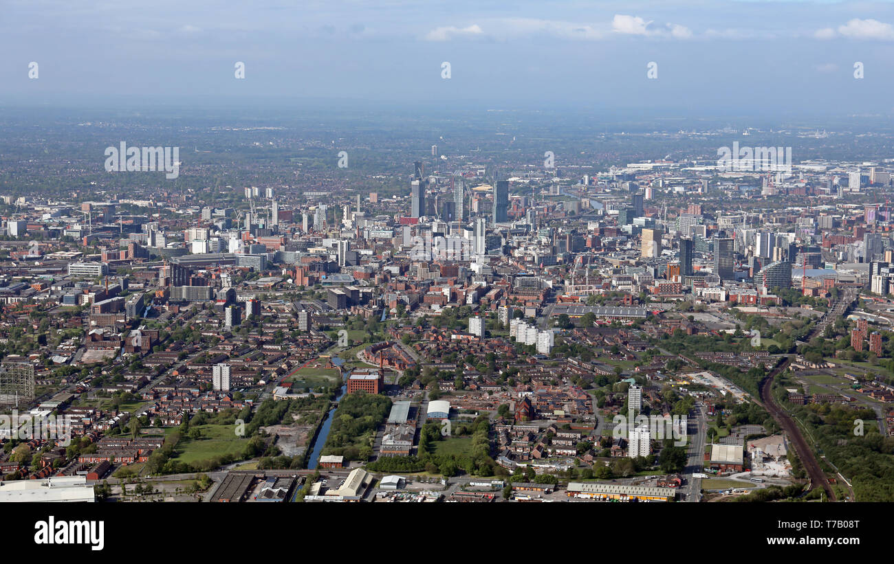 Vista aerea della skyline di Manchester dal lato est della città Foto Stock
