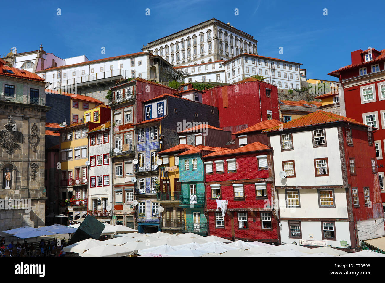 Edifici tradizionali e case a Porto, Portogallo Foto Stock